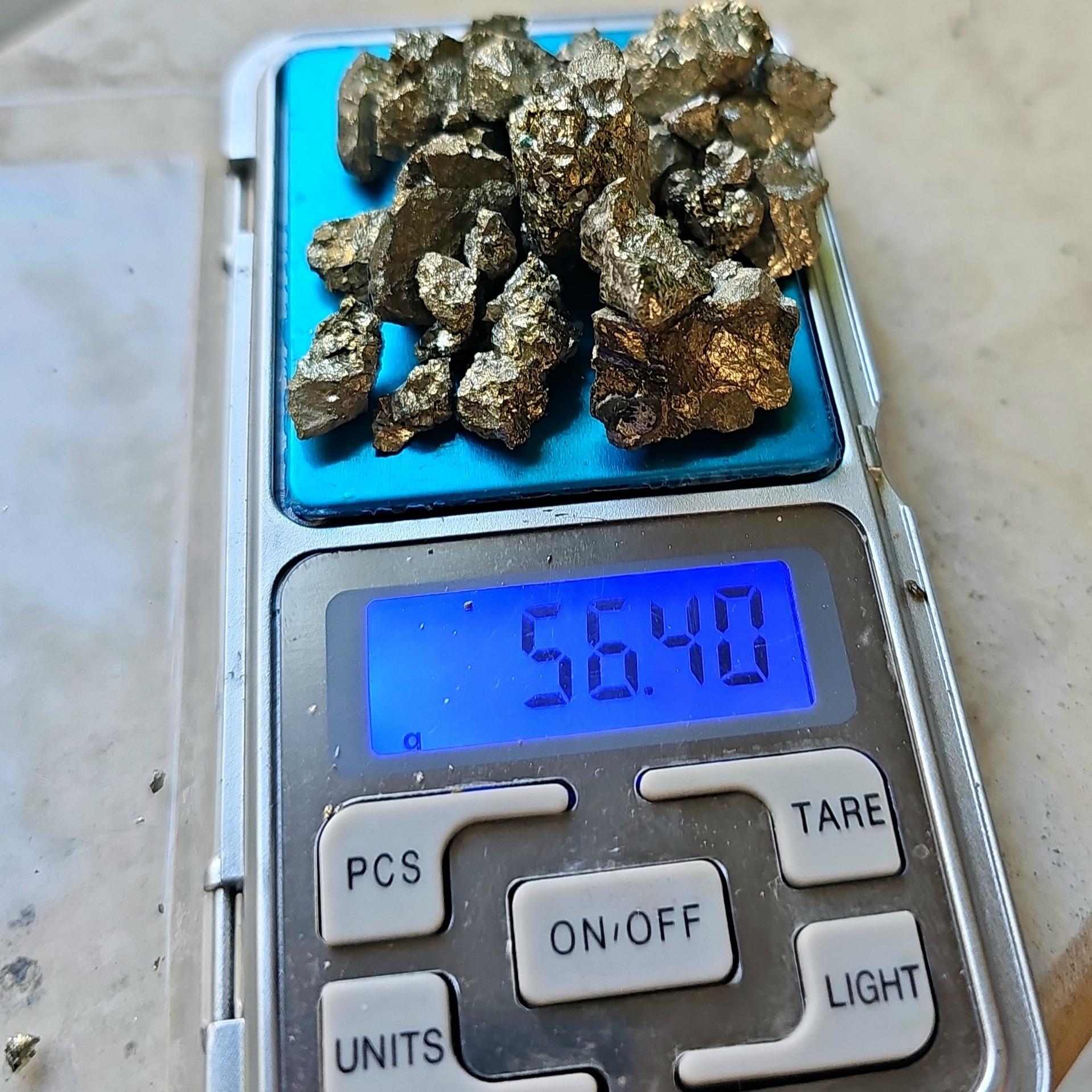 56 گرم قطعات کوچک پیریت خالص