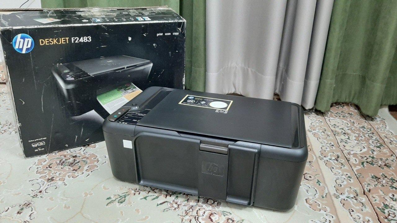 پرینتر جوهر افشان سه کاره رنگی HP Deskjet F2483