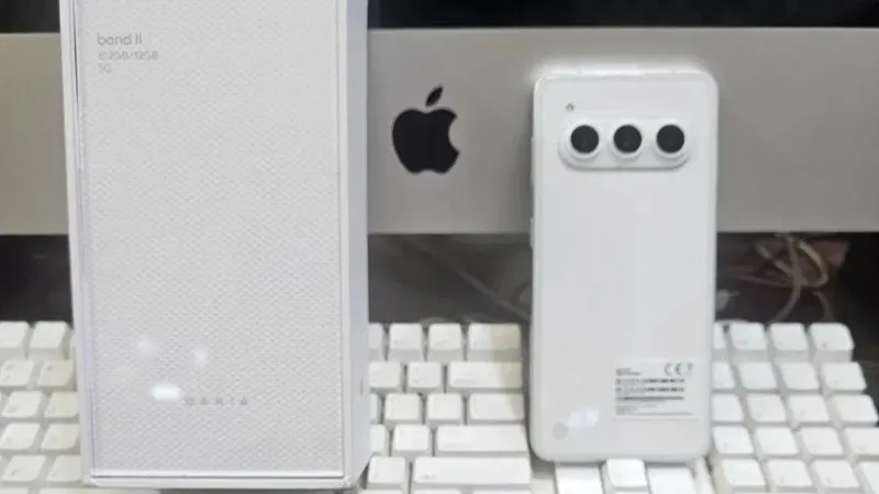 Daria Bond II 512GB/12GB RAM White