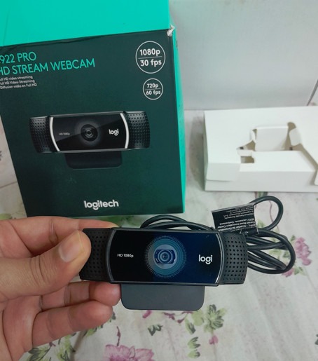 وبکم لاجیتک c922 pro تمیز