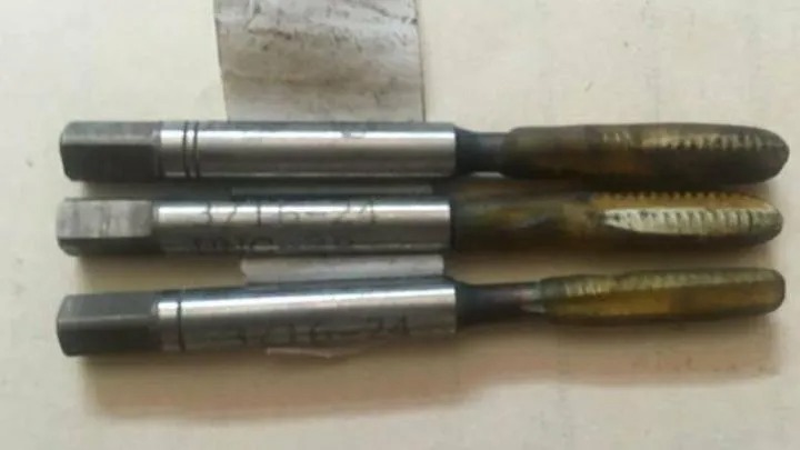 قلاویز خارجی16/3 unc آکبند 3 عددی