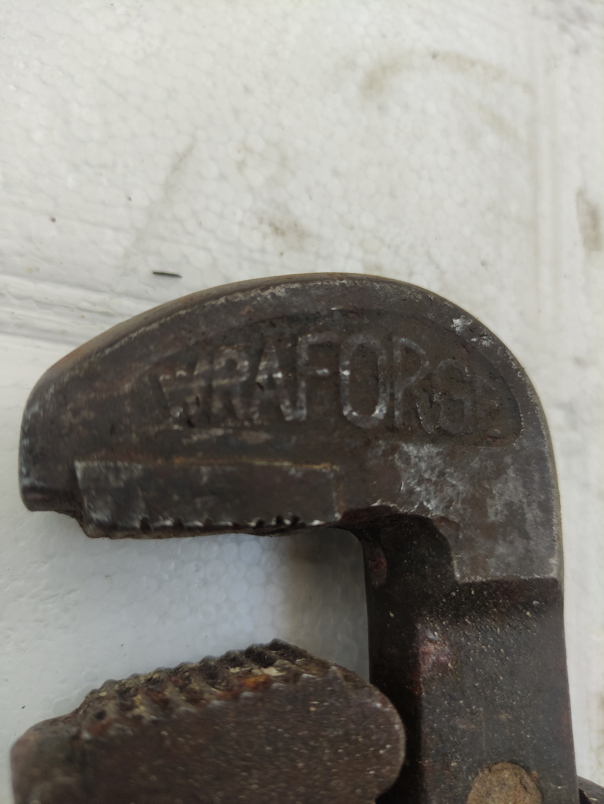 لوله گیر انگلستان WARFORG اصل سایز18