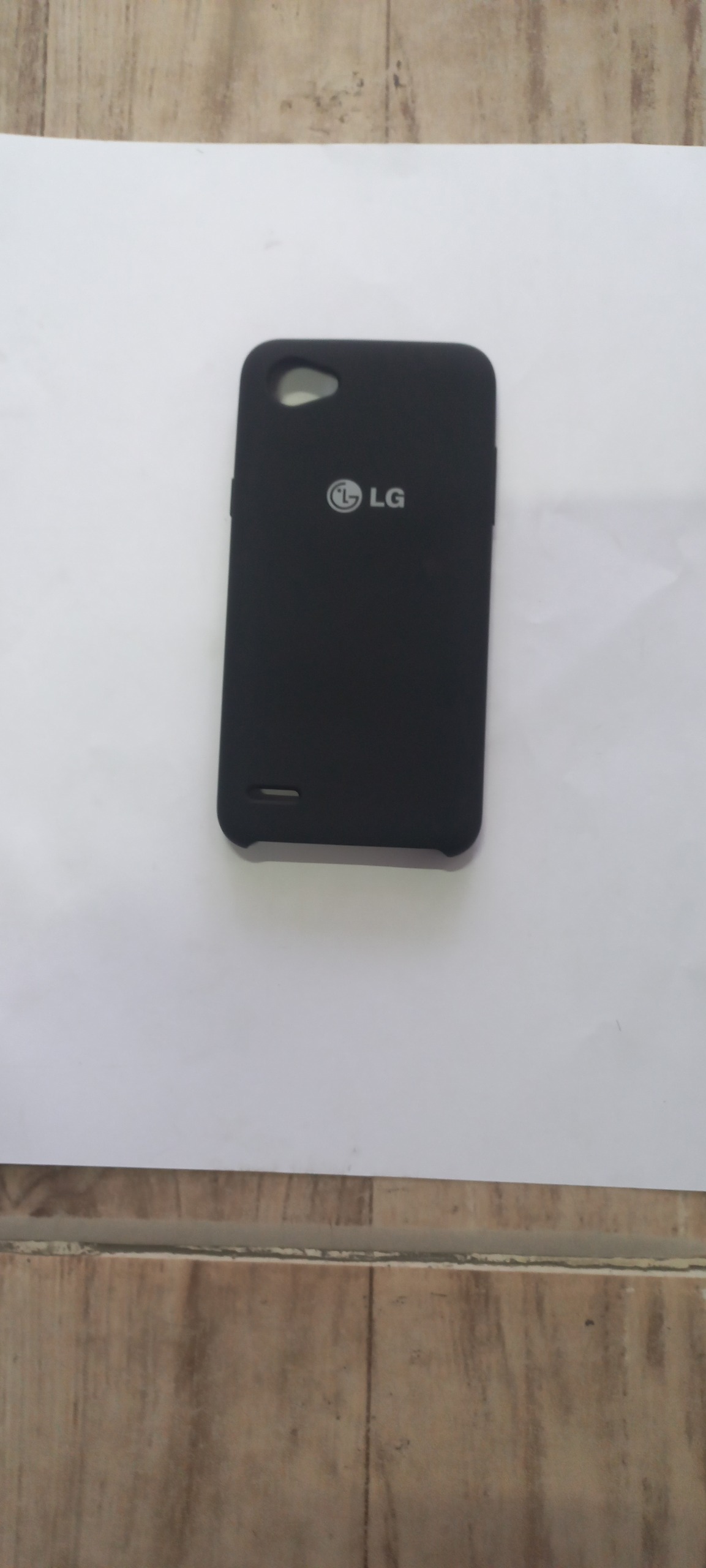 گارد کمیاب سیلیکونی LG Q6