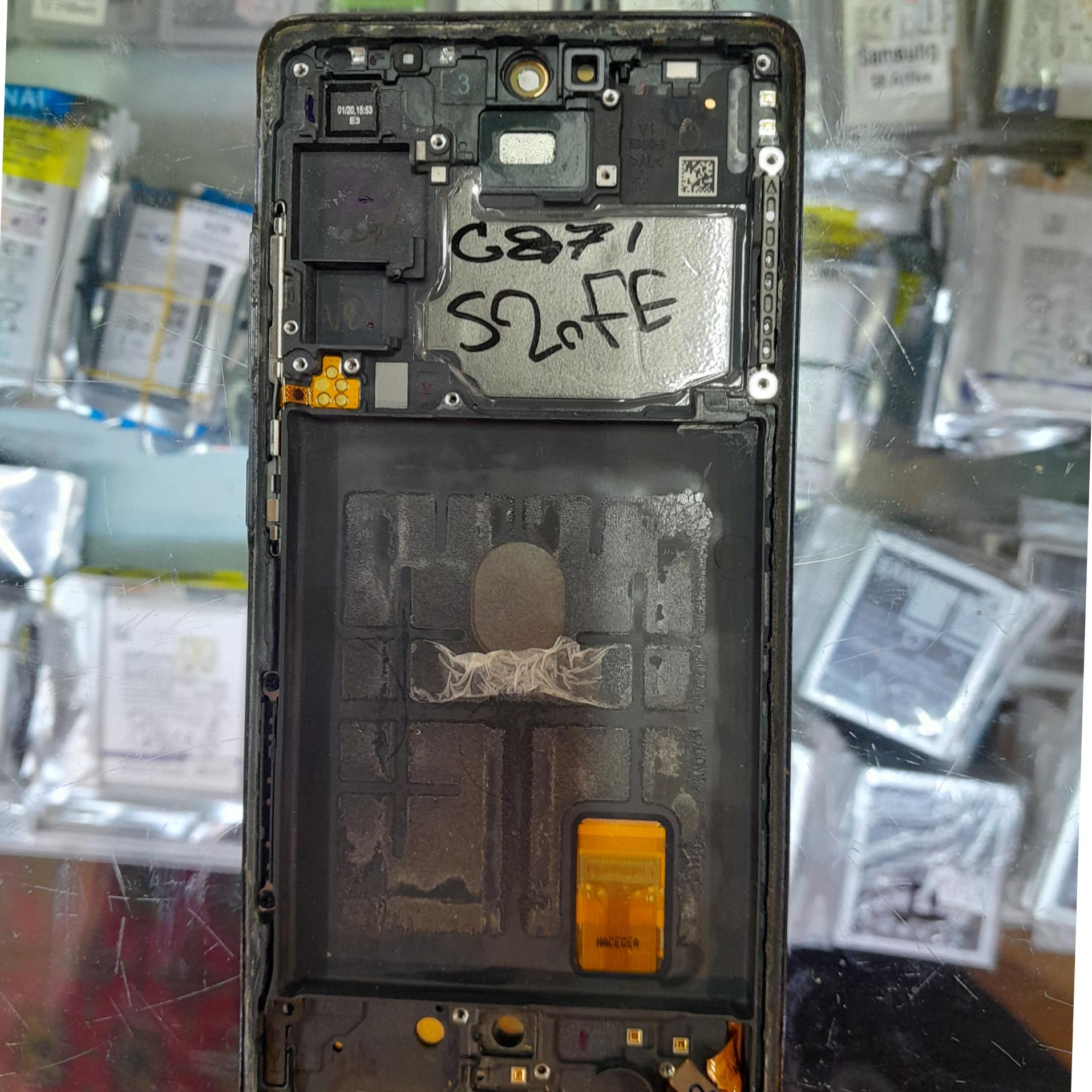 فریم ال سی دی S20 fe