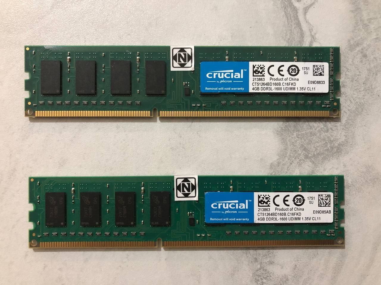 2 عدد رم 4 گیگDDR3 برند کروشیال فرکانس 1600MHz