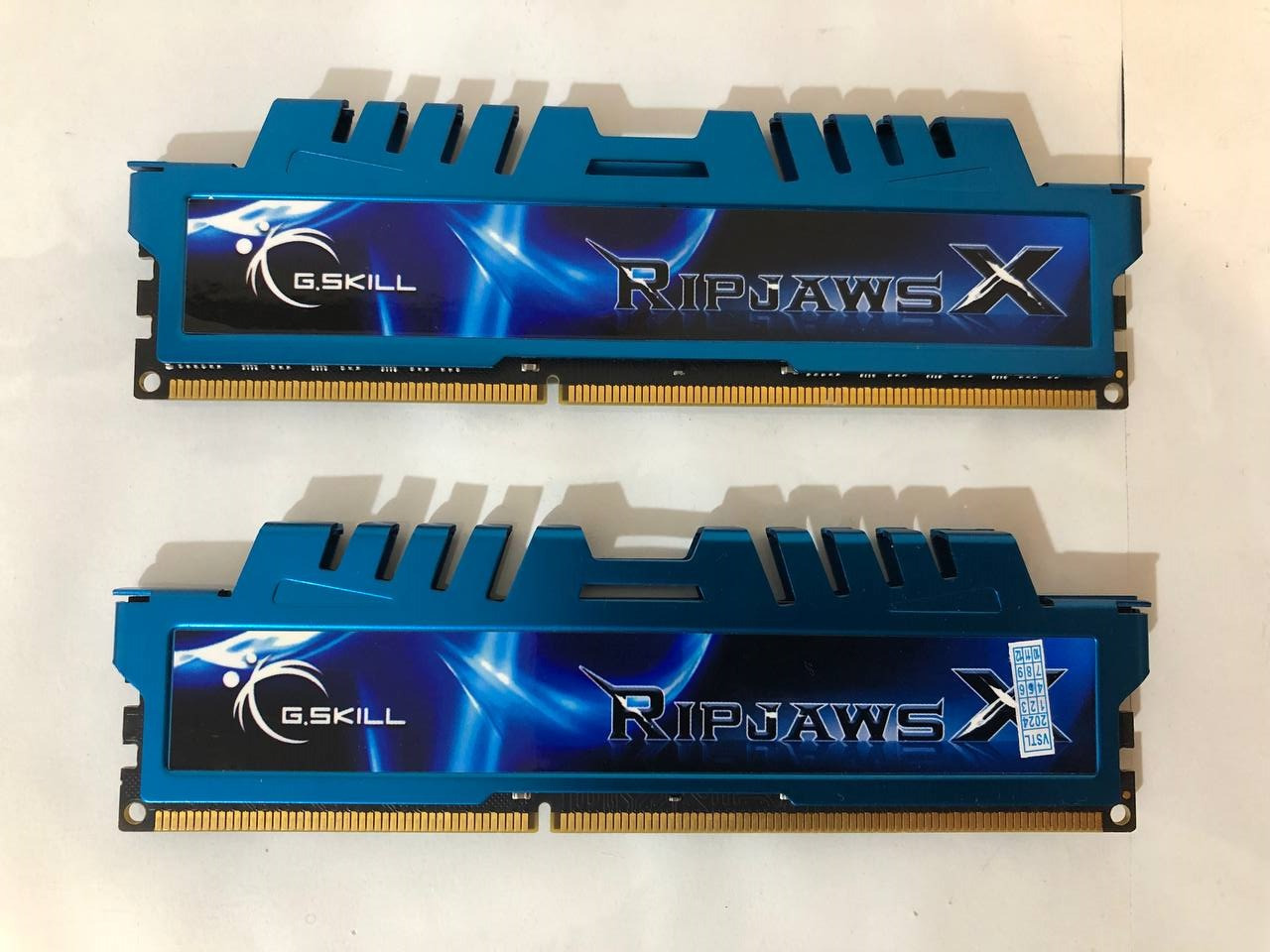 2 عدد رم 8 گیگ DDR3 برند GSkILL مدل RipjawsX