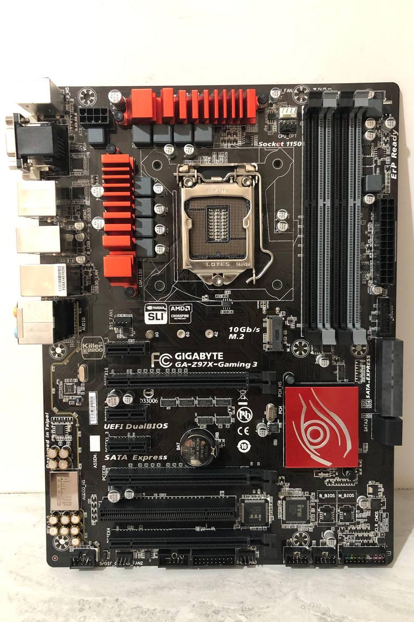 مادربردحرفه ای DDR3 برند گیگابایت مدلZ97X-Gaming 3