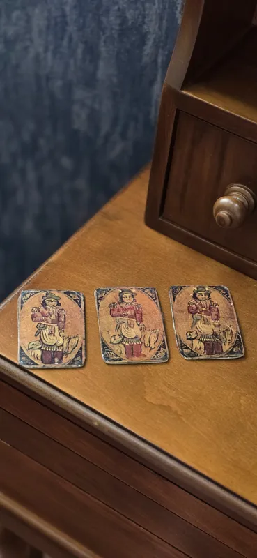 کارت گنجفه قاجاری (بازی آس ناس)