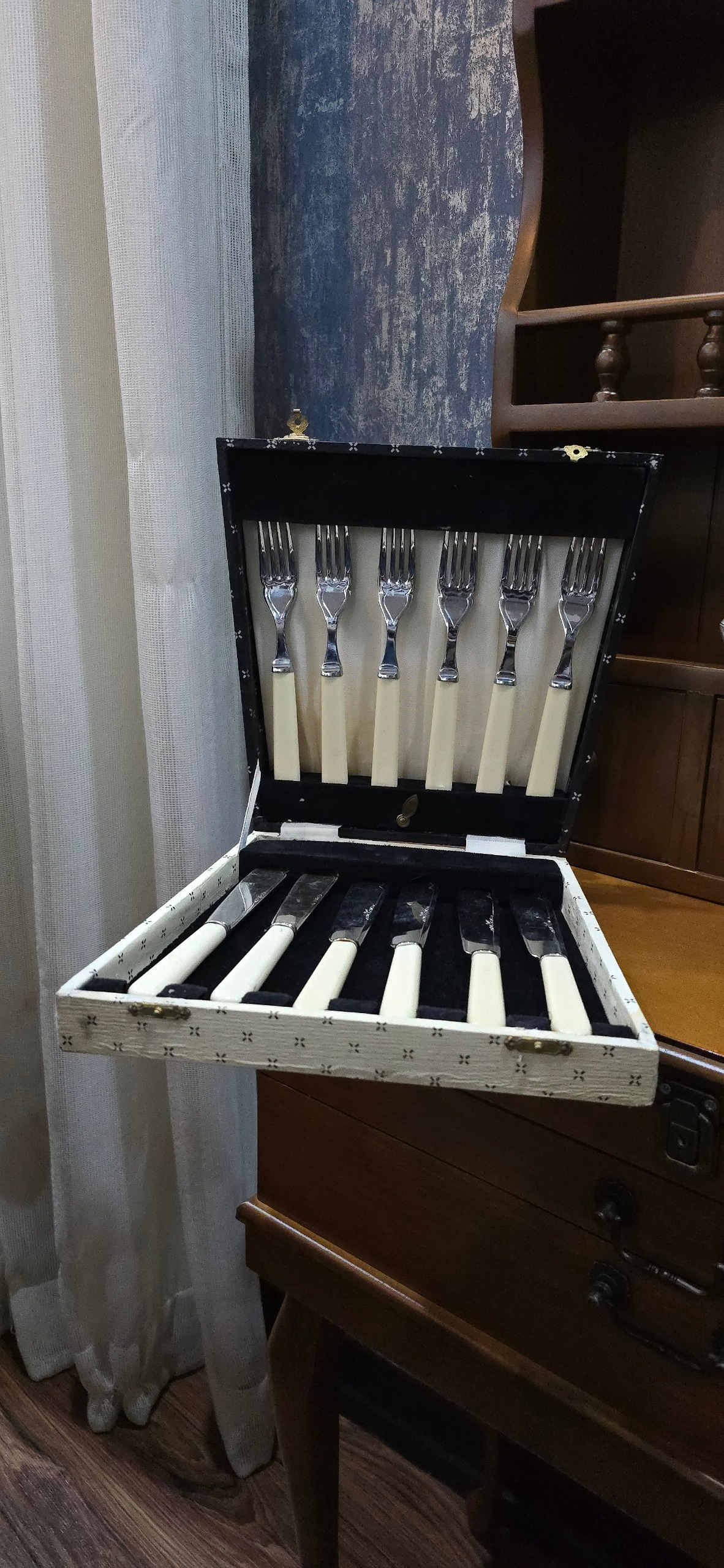 سرویس کارد و چنگال آنتیک انگلیسی