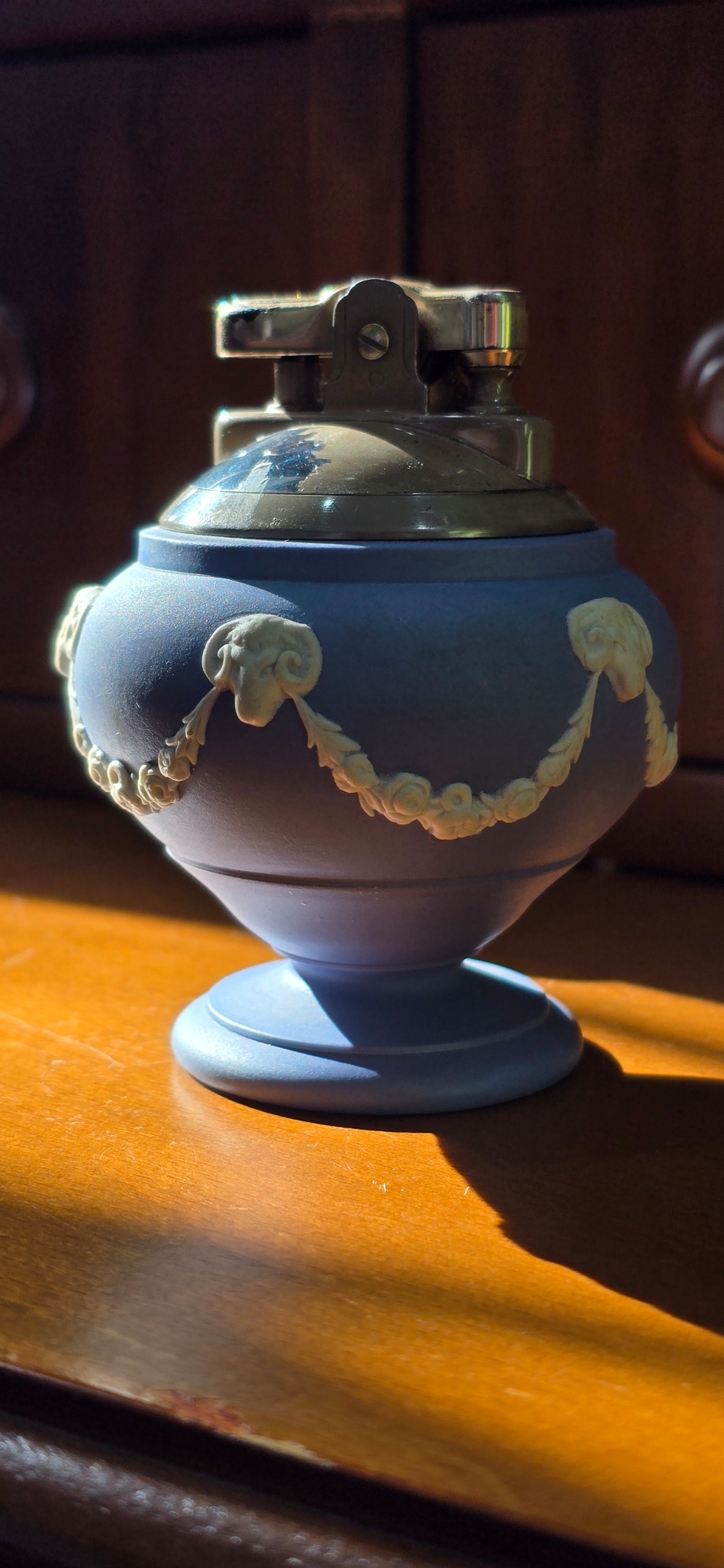 فندک رومیزی بنزینی وجوود