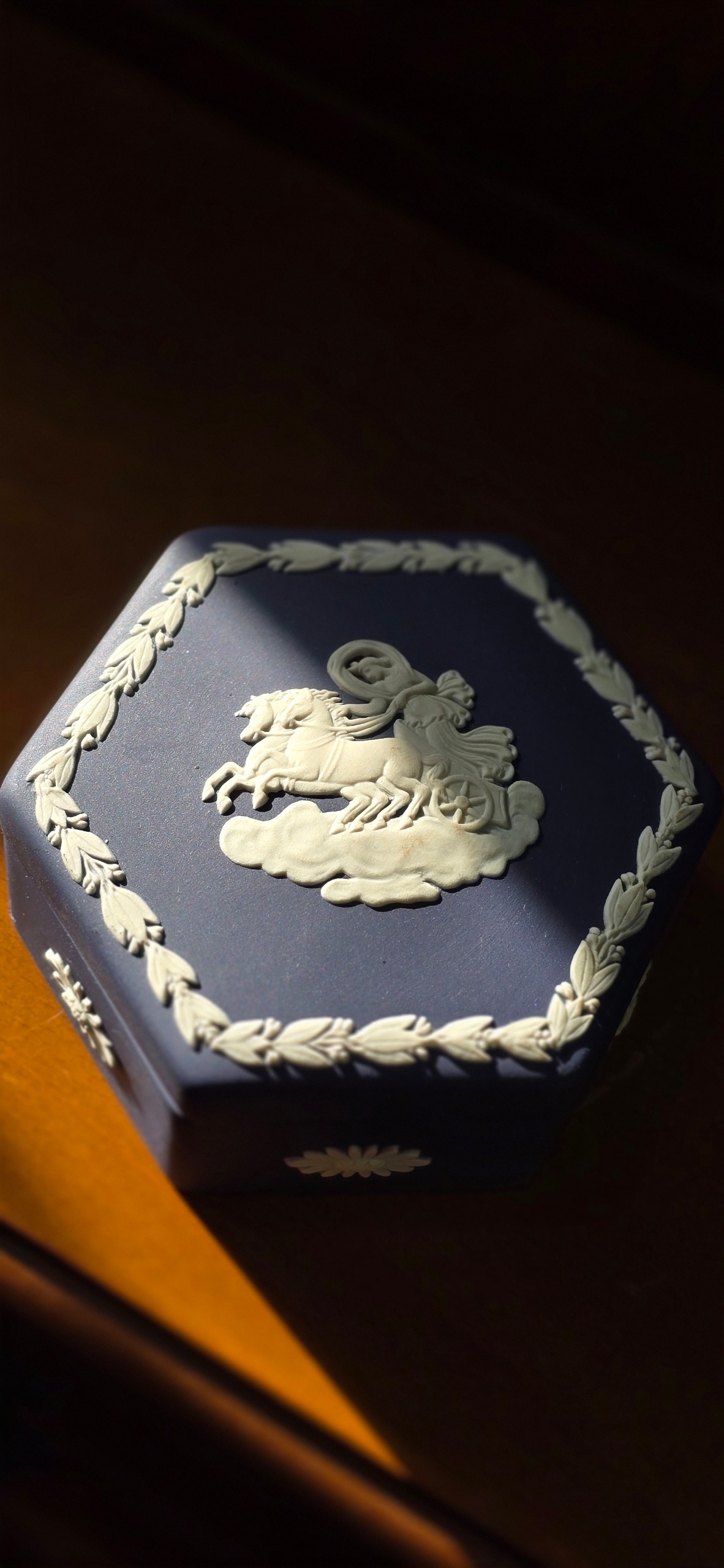 جاجواهری وجوود سرمه ای آنتیک