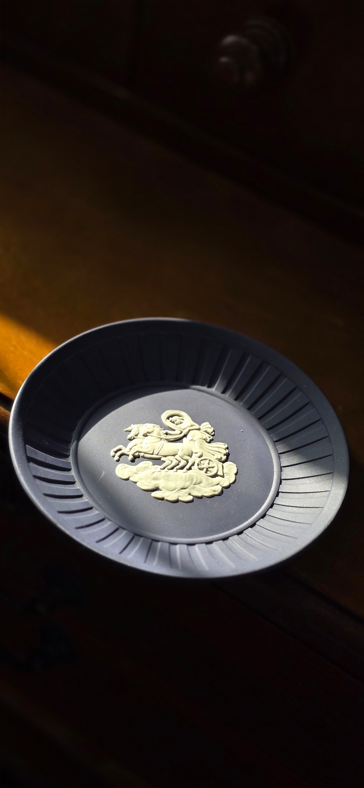 دیوارکوب وجوود سرمه ای