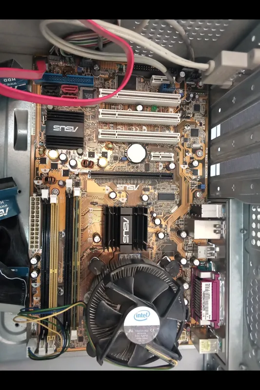 باندل ایسوز ddr2 با دو گیگ رم خوش قیمت