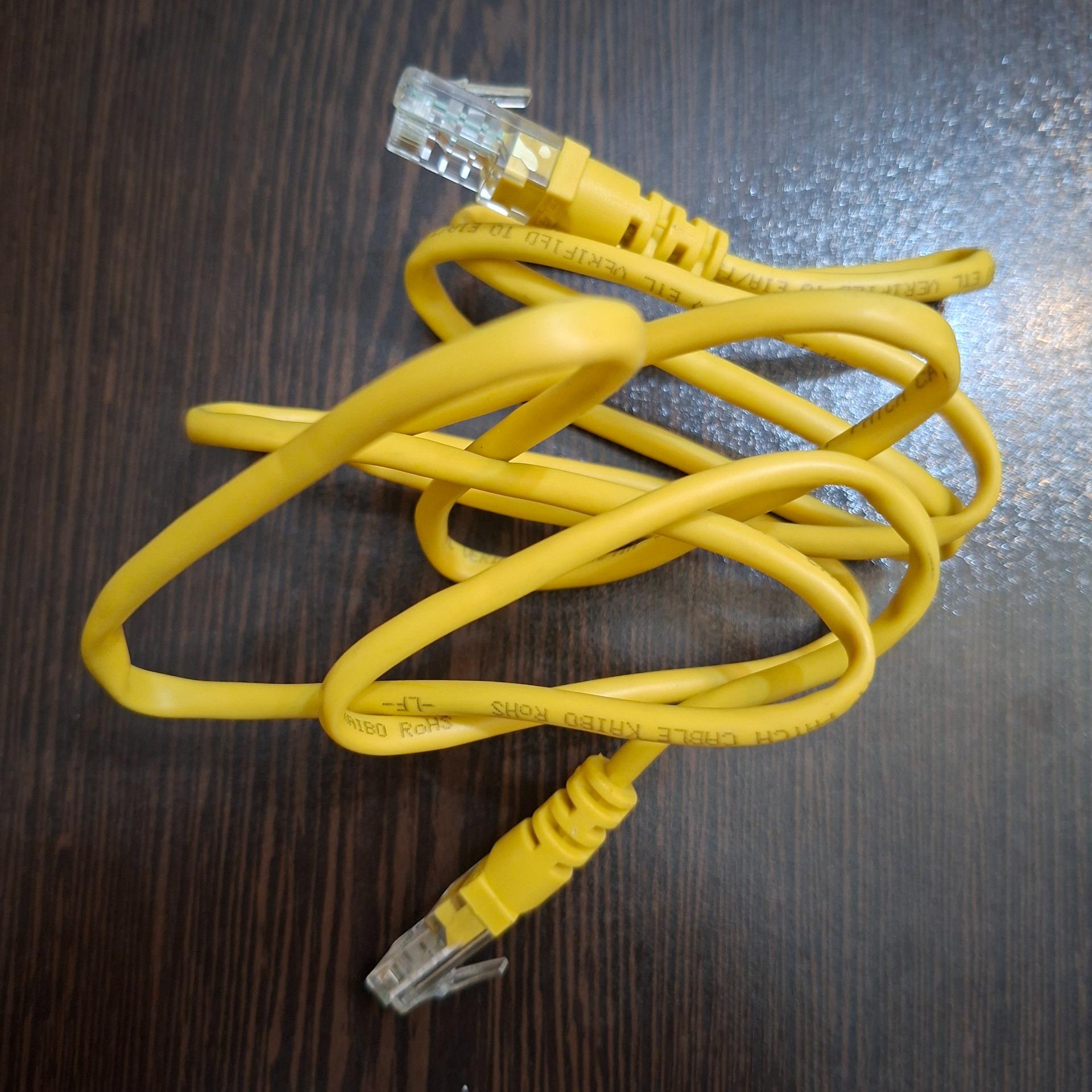 کابل شبکه 1.5 متر cat5e