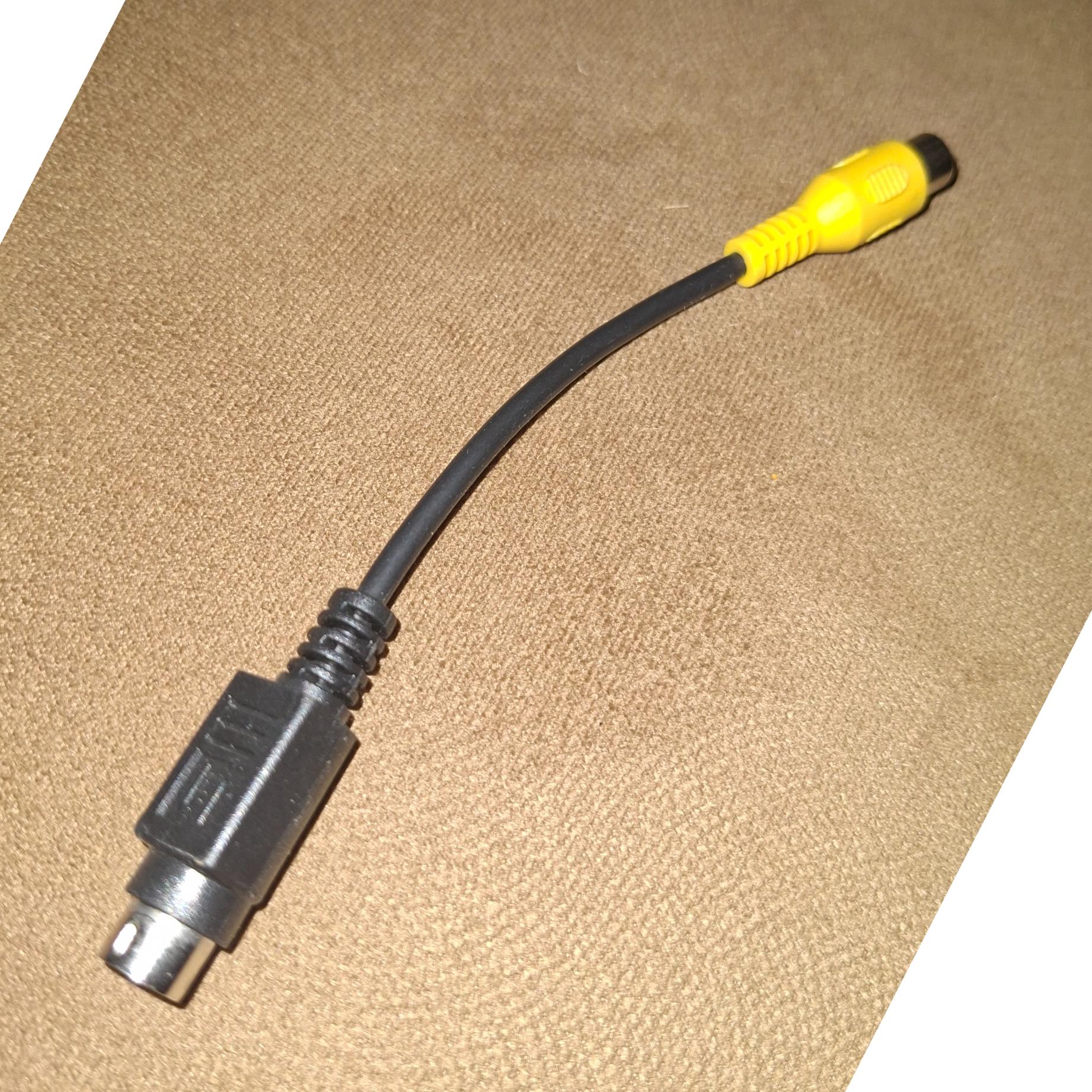 کابل s-video به av