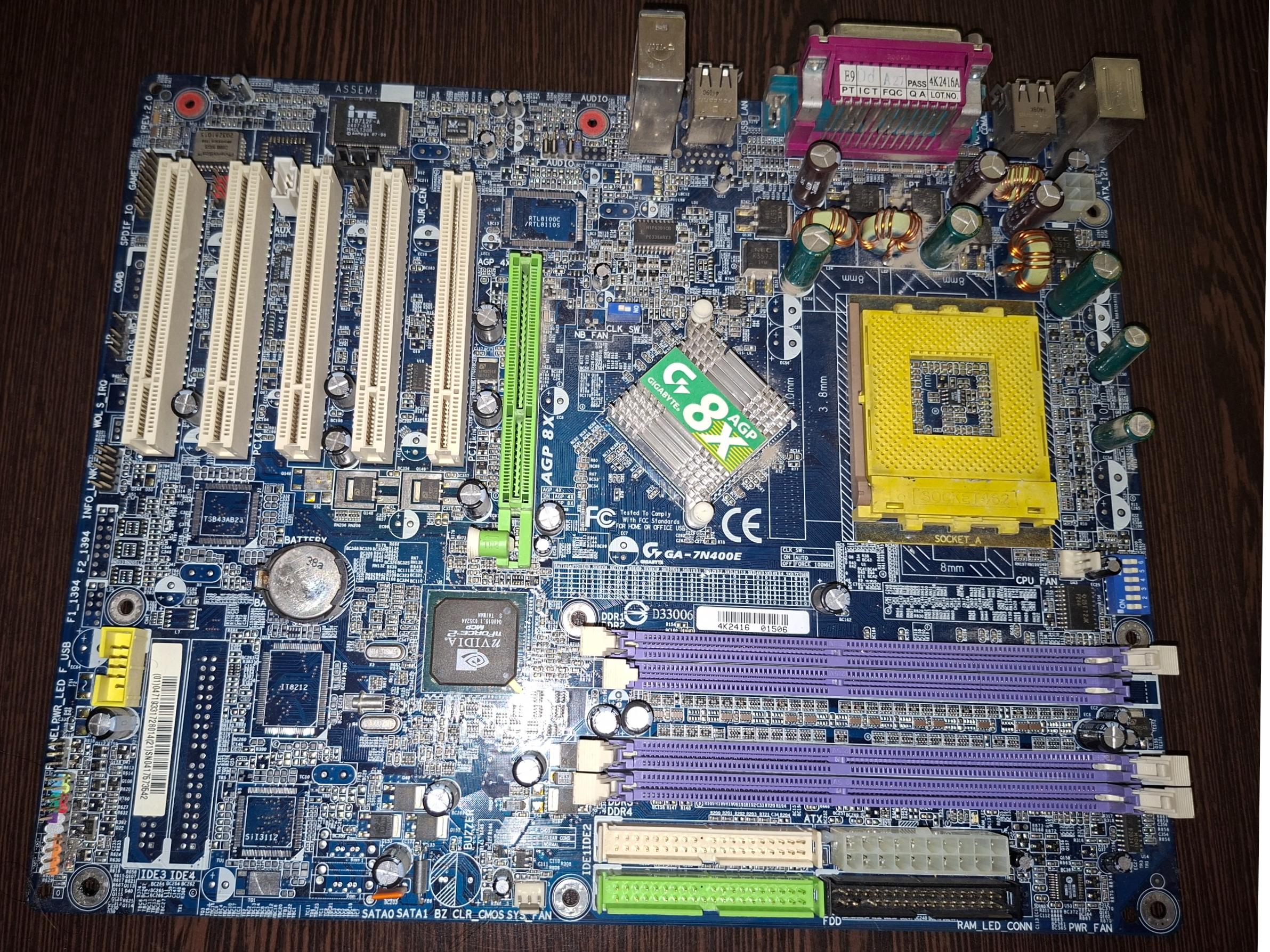 مادربرد گیگا بایت GA-7N400E