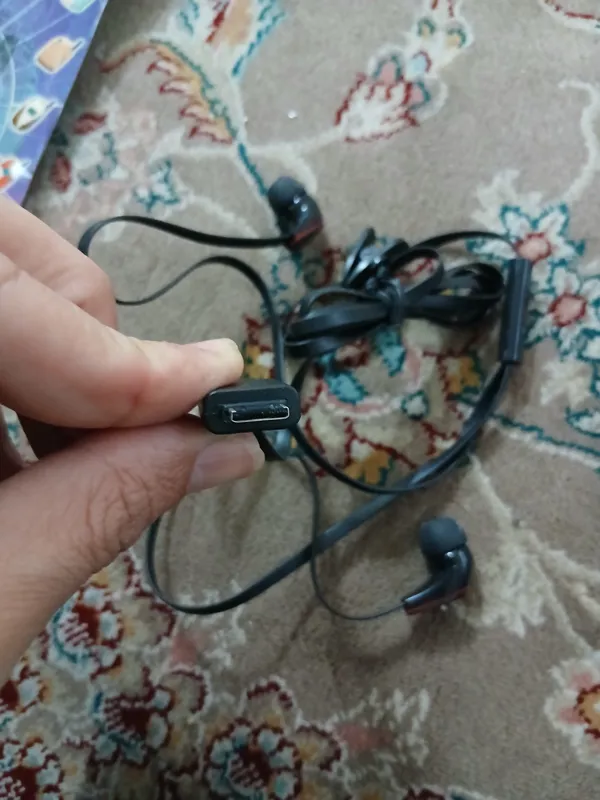 هندزفری ال جی kg800