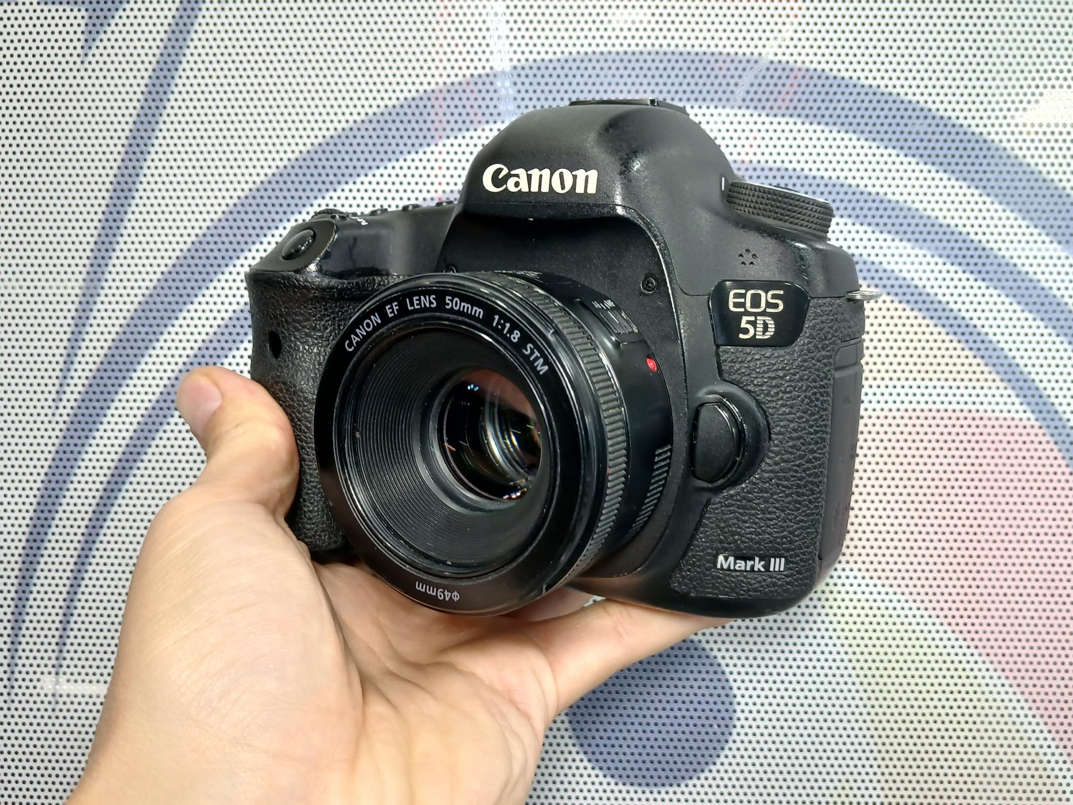 کانن مدل 5D مارک 3 با لنز 50 فیکس STM