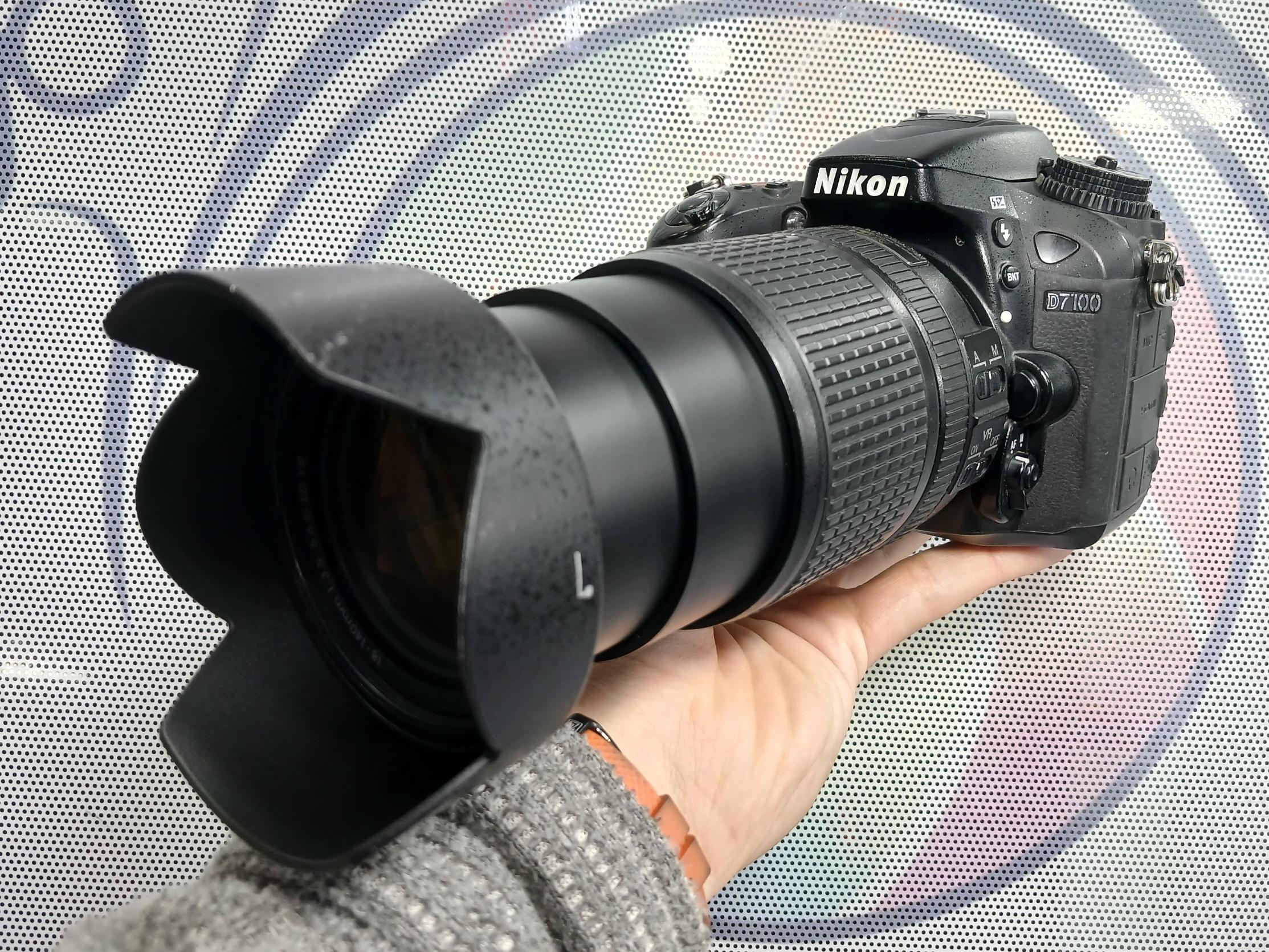 نیکون مدل D7100 با لنز 18.140 VR