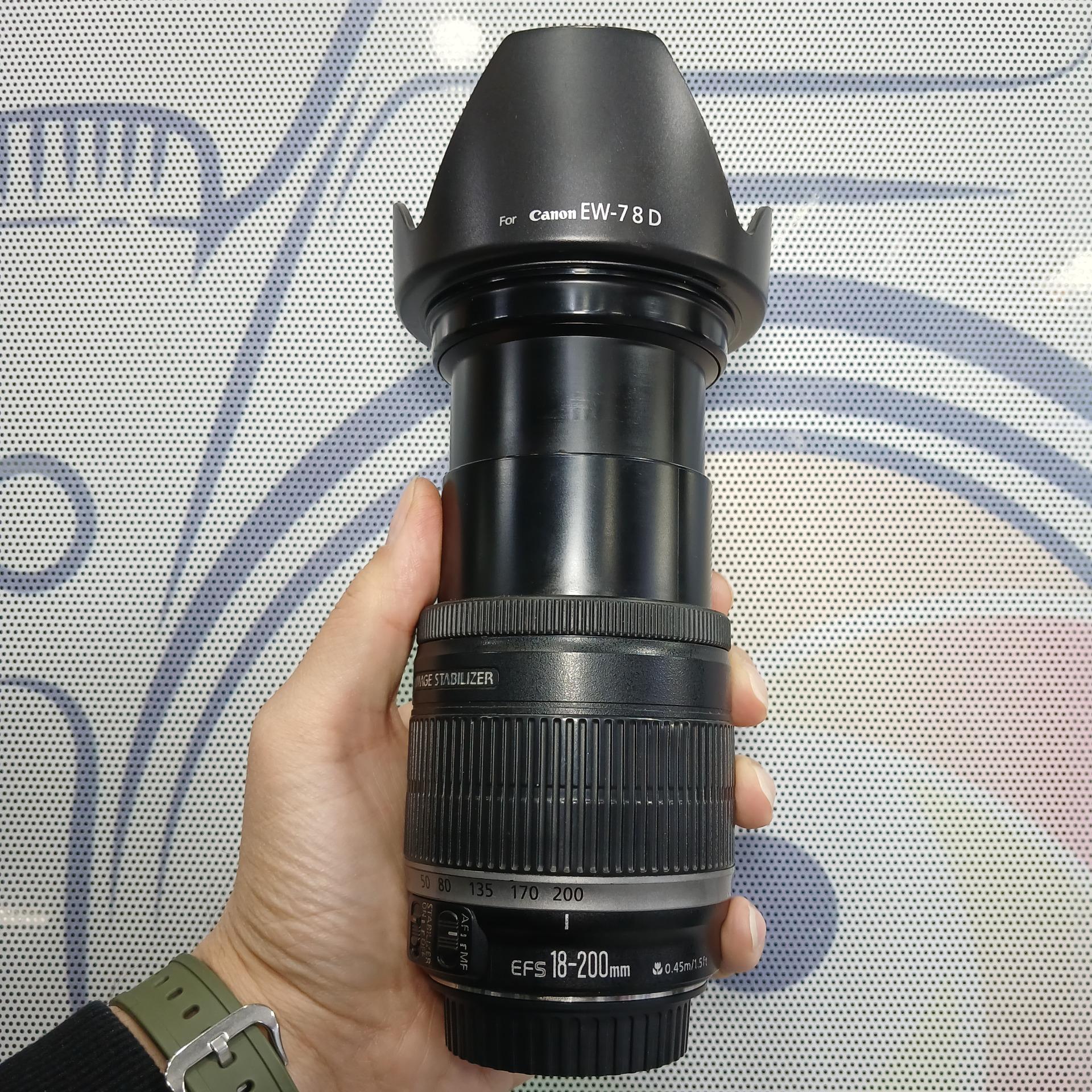 لنز کانن 18.200 لرزشگیردار