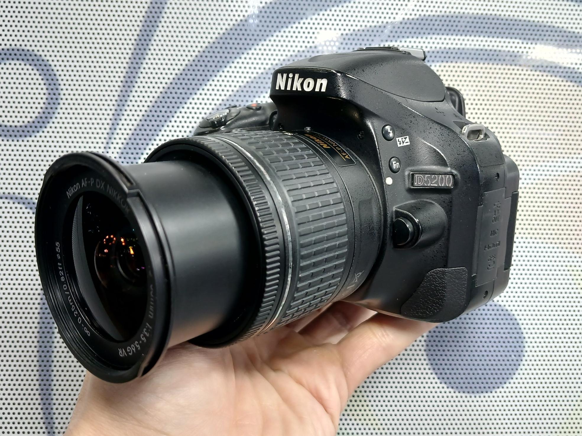 نیکون مدل D5200 با لنز 18.55 VR