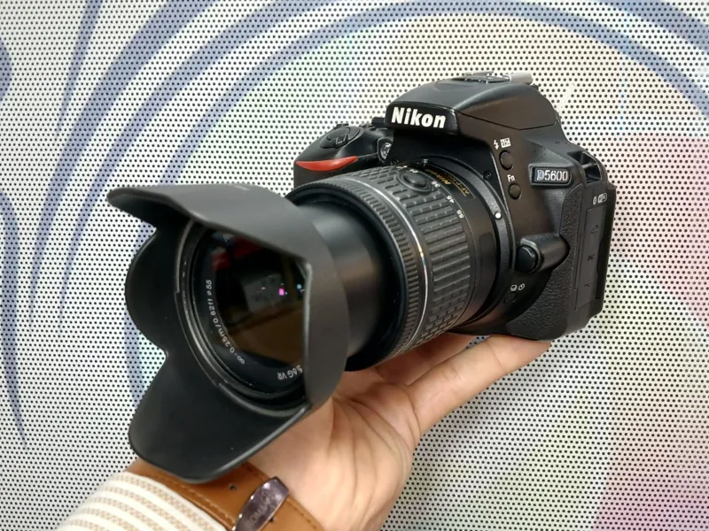 نیکون مدل D5600 با لنز 18.55 VR
