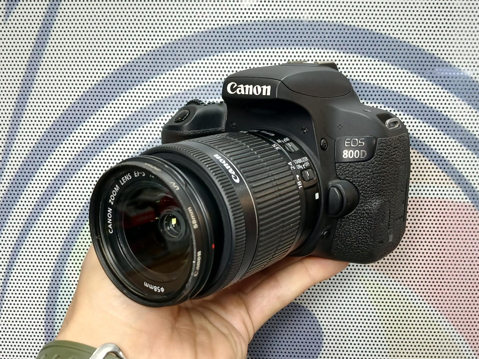 کانن مدل 800D با لنز 18.55 STM