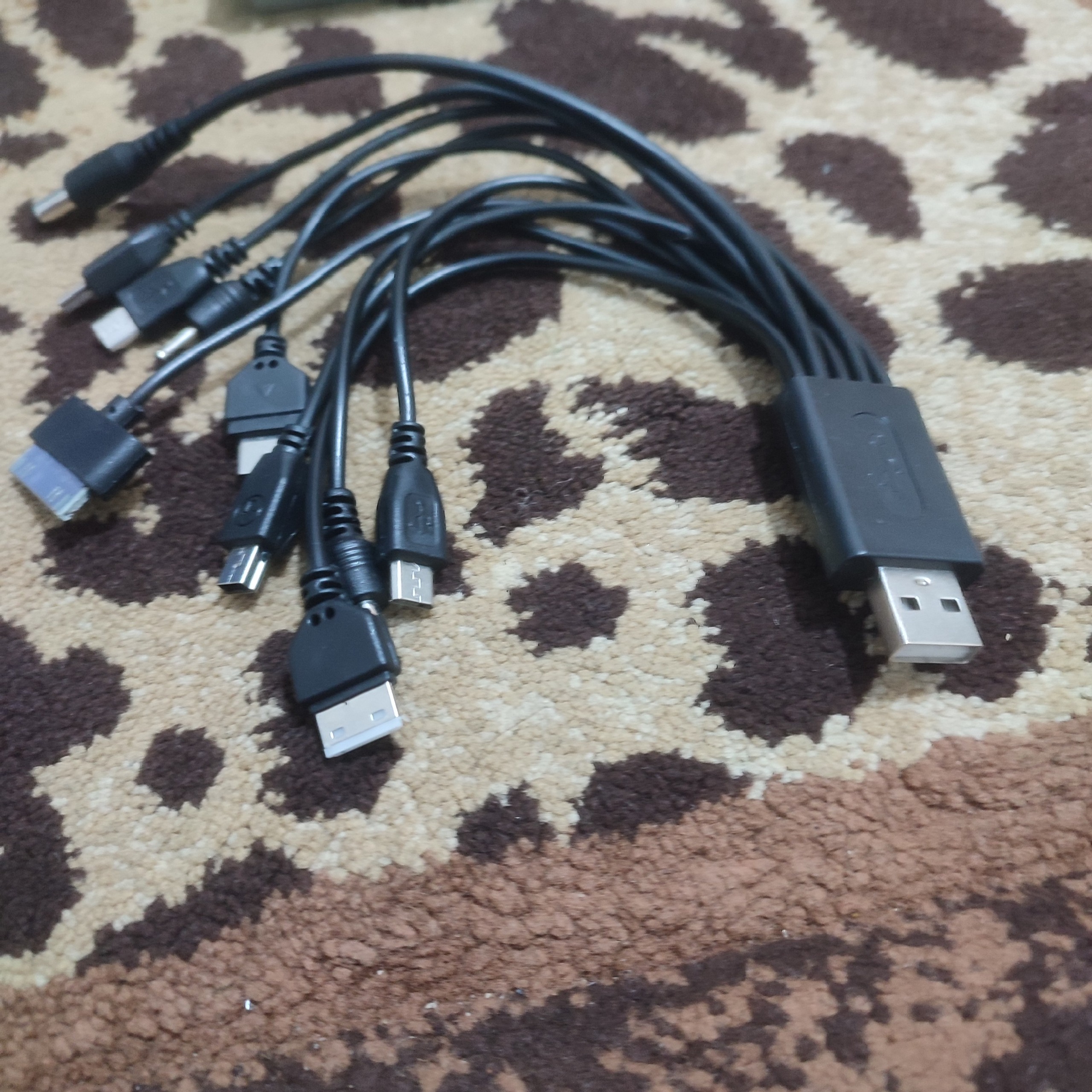 کابل تبدیل USB به موبایل چند کاره