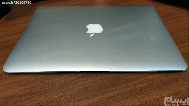 Apple Macbook Air
