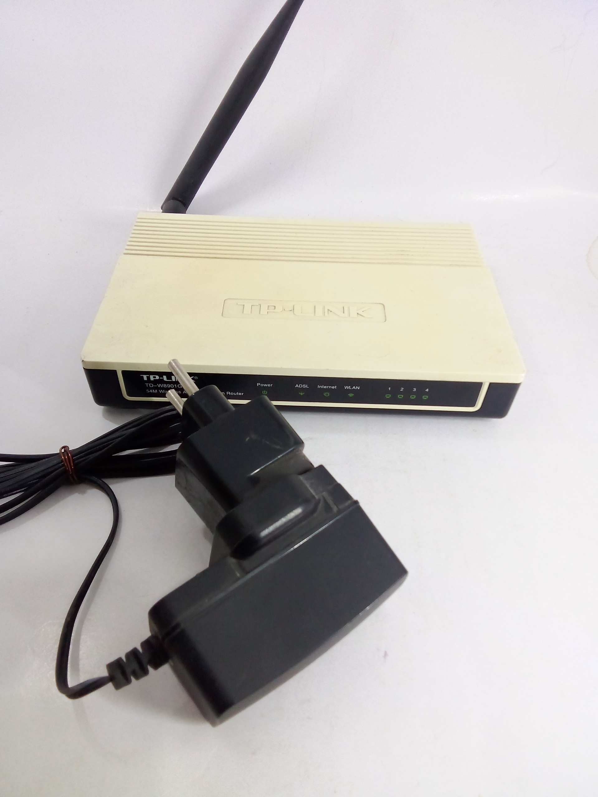 مودم تی پی لینک w8901g