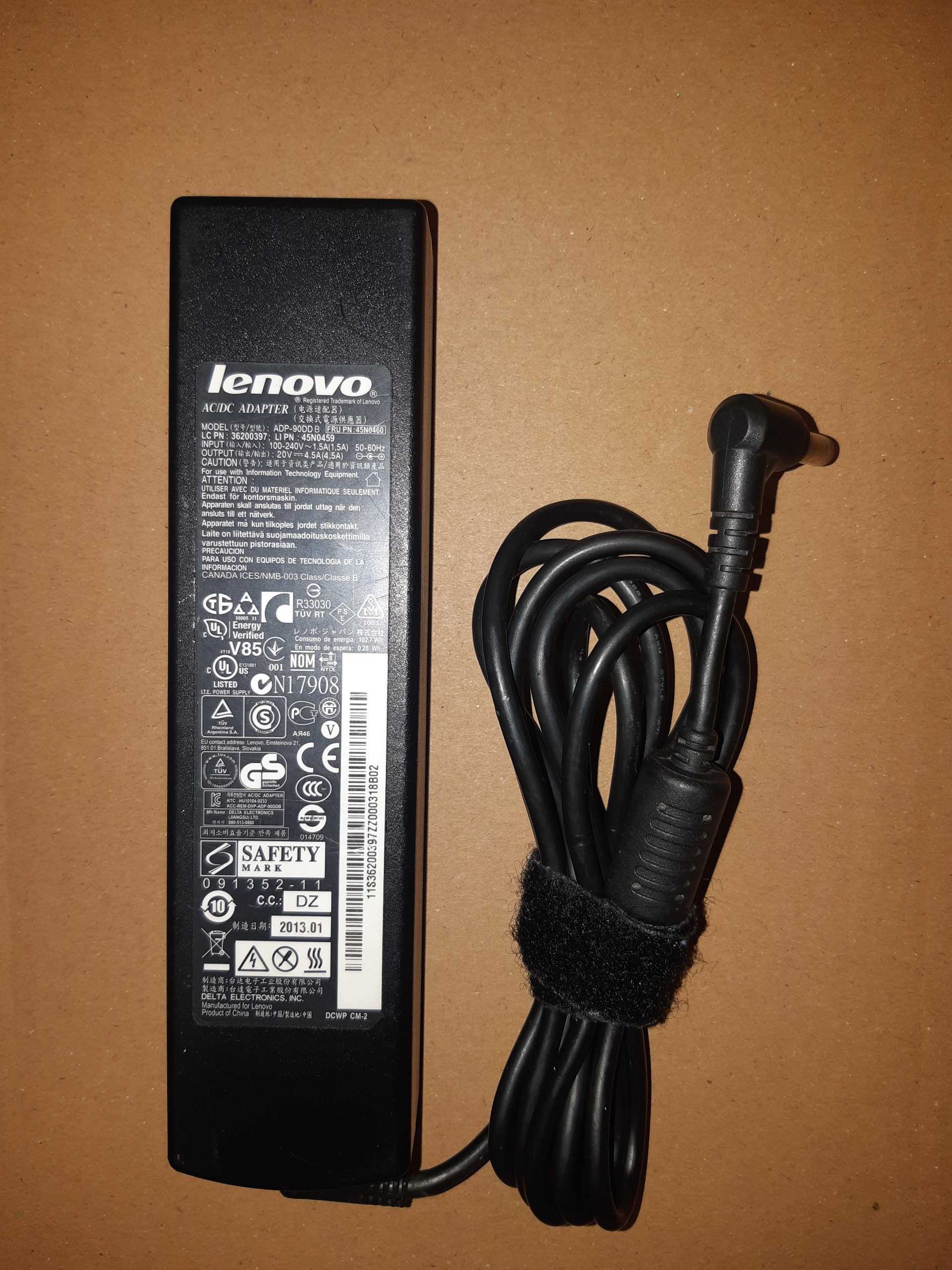 شارژر اورجینال lenovo