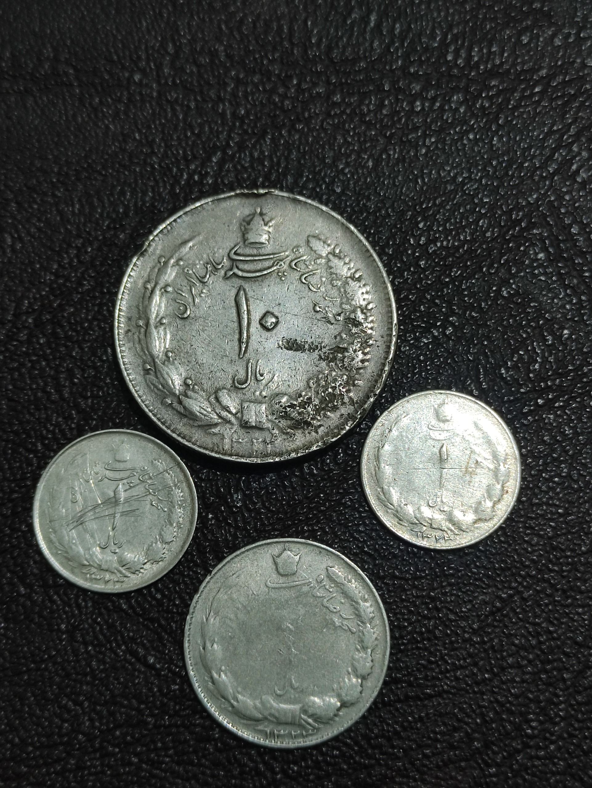 4 سکه نقره محمدرضاشاه0سال 23و 24 طبق عکس