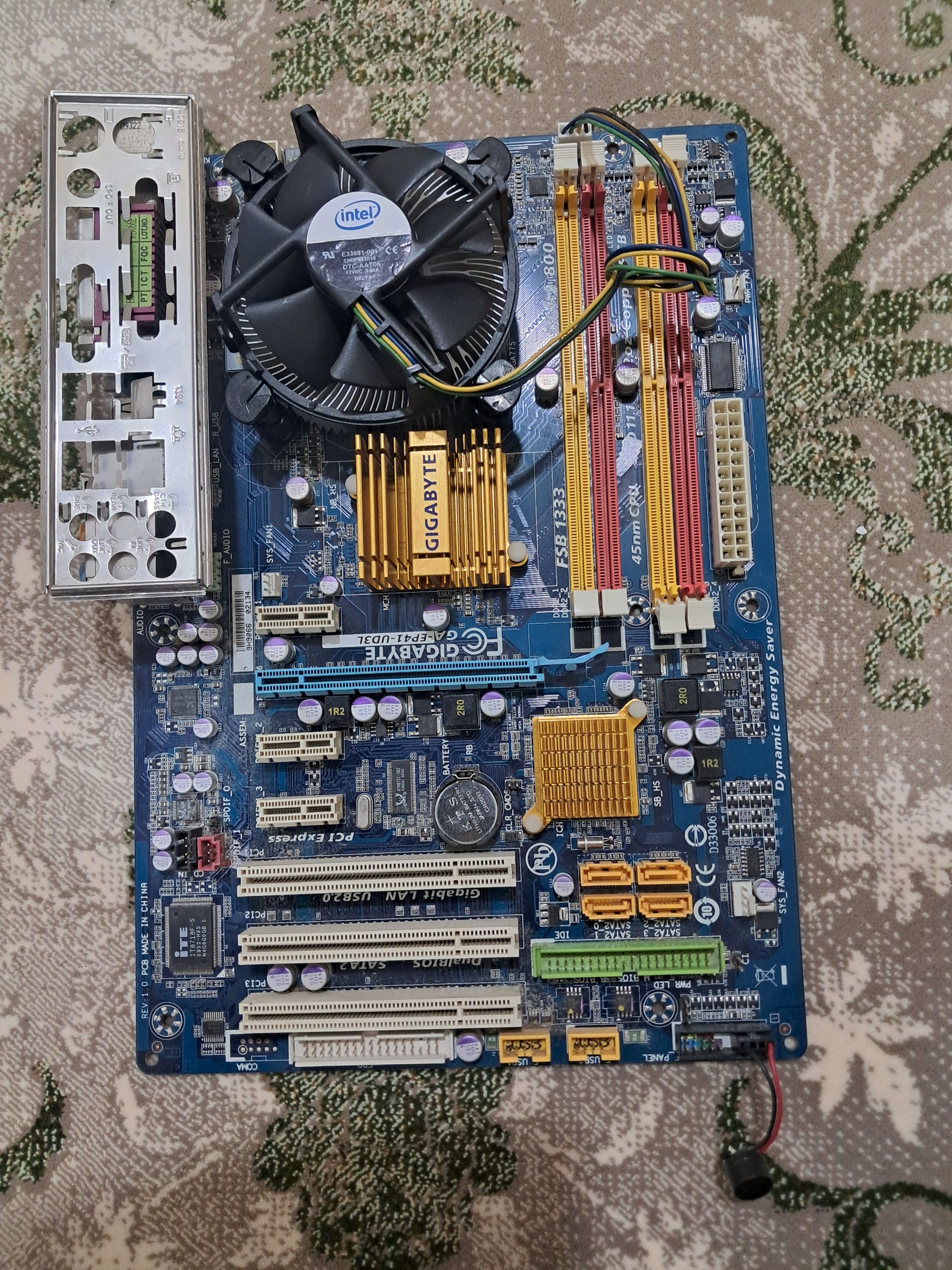 مادربرد ddr2 تعداد