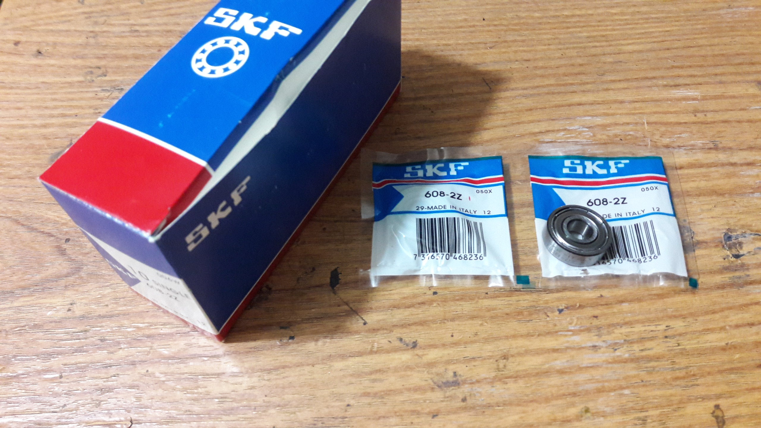 ده عدد بلبرینگ 608 اس کا اف SKF دور بالا