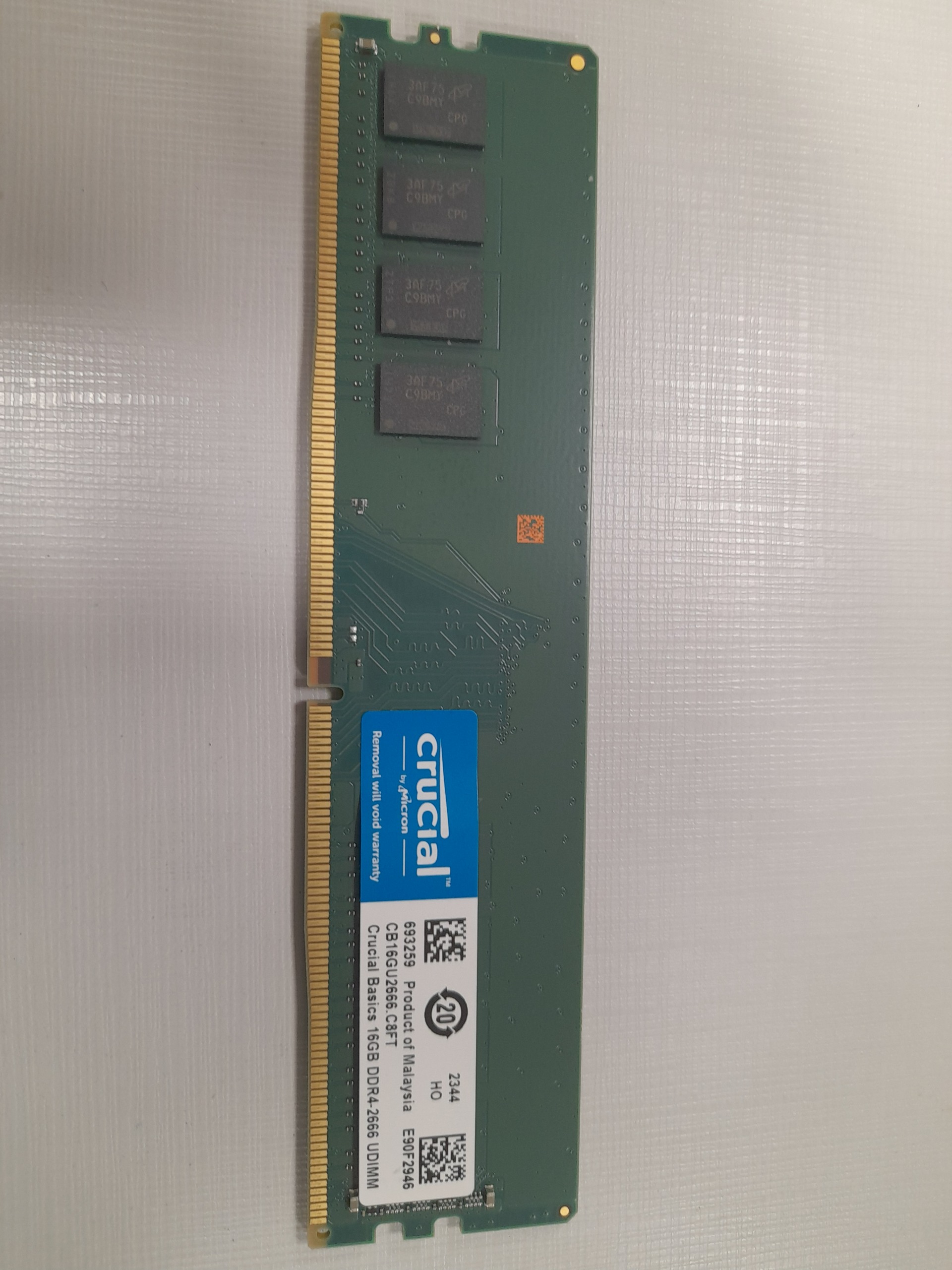 رم کروشیال مدل 16GB 2666MHz DDR4 UDIMM
