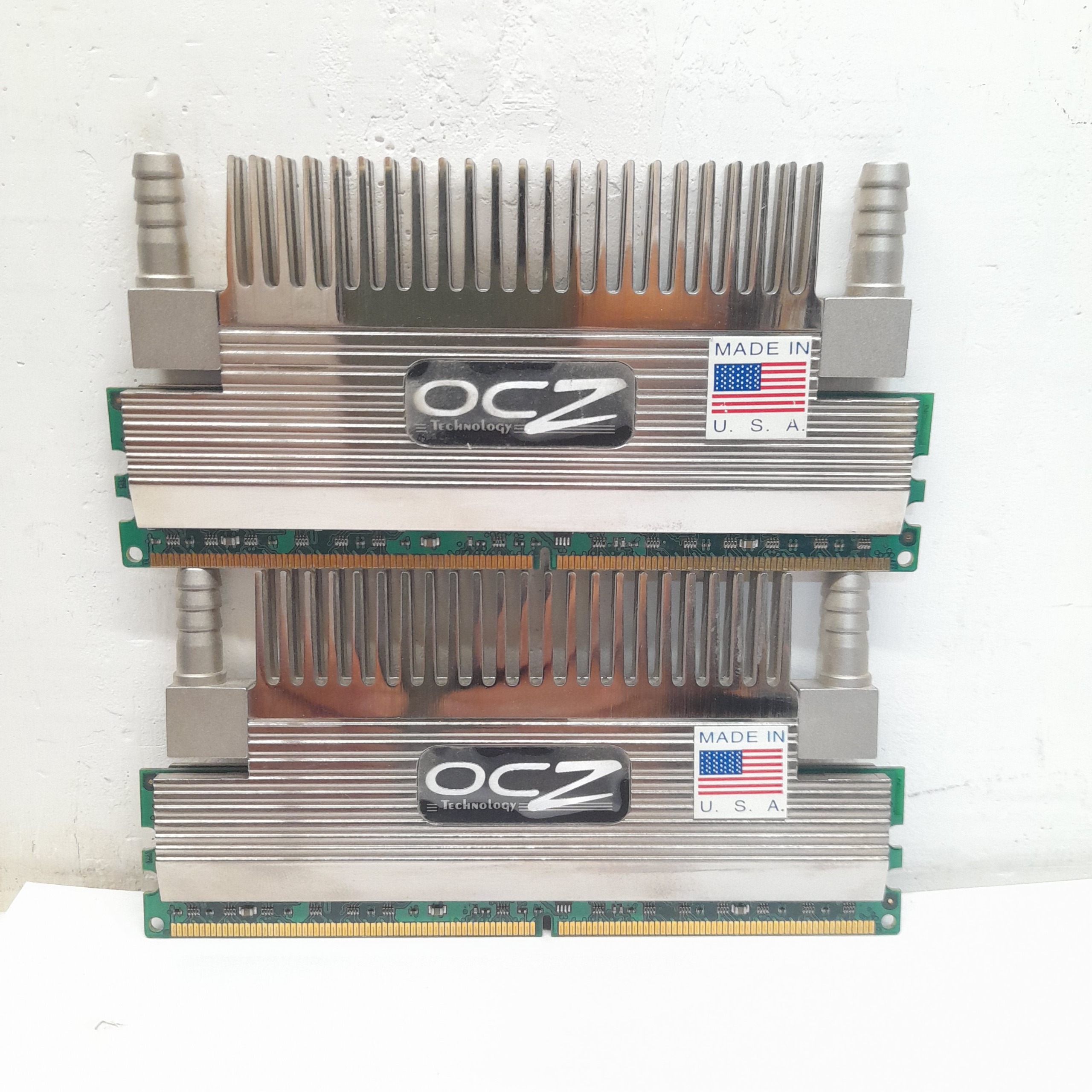 2گیگ رم ddr2 OCZ دوال چنل اصل کلکسیونی