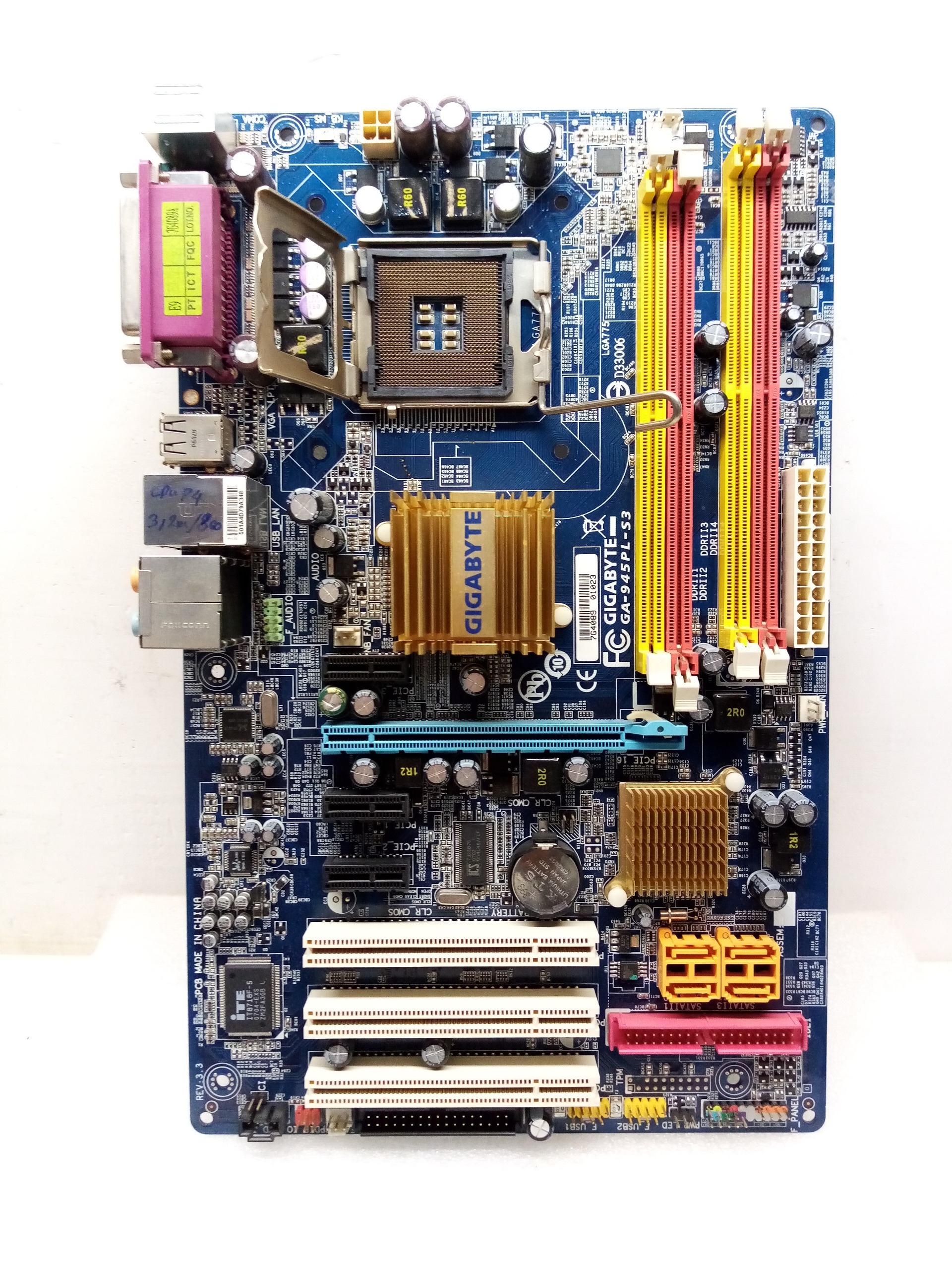 مادربرد 945PL-S3 گیگابایت