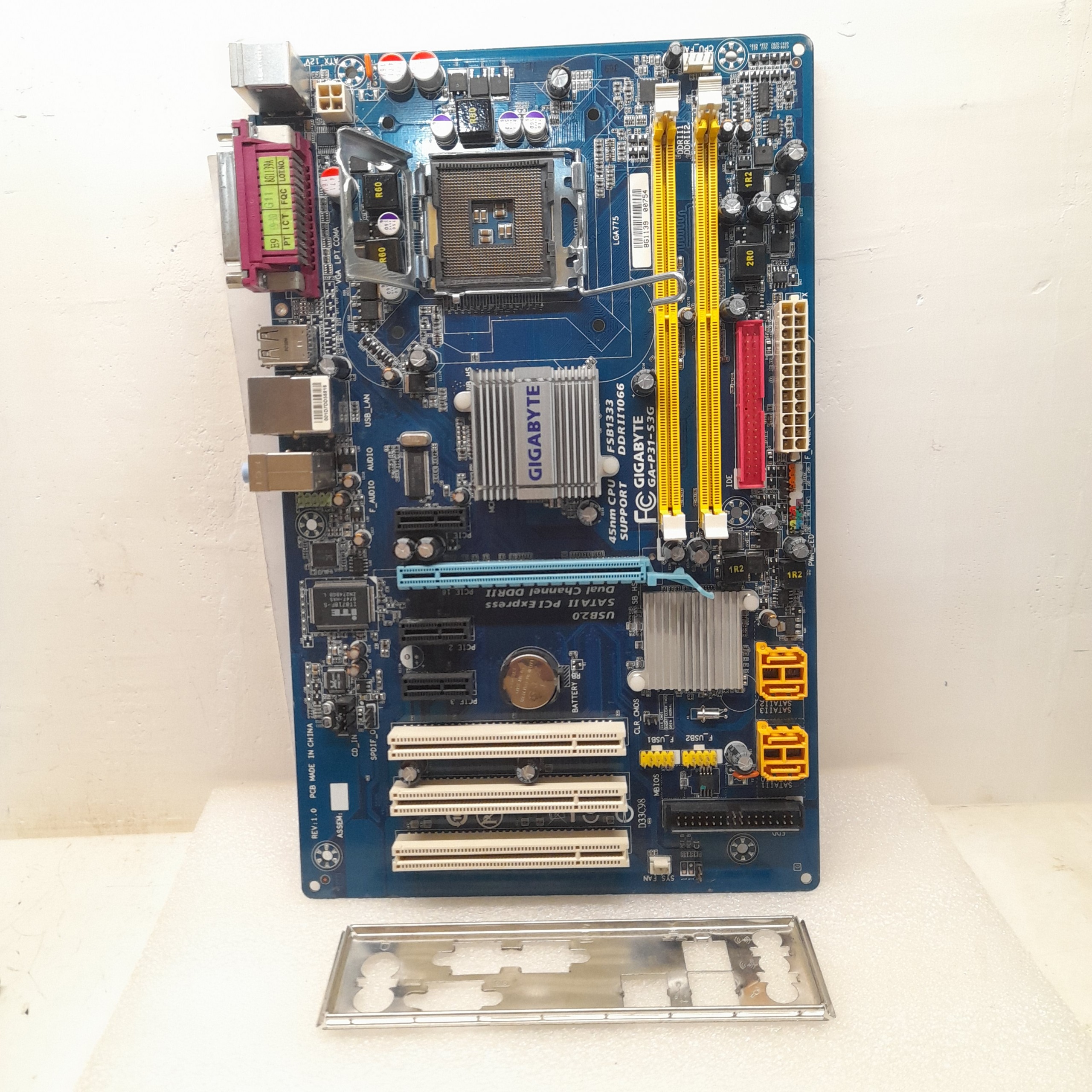 مادربرد P31_S3G گیگابایت