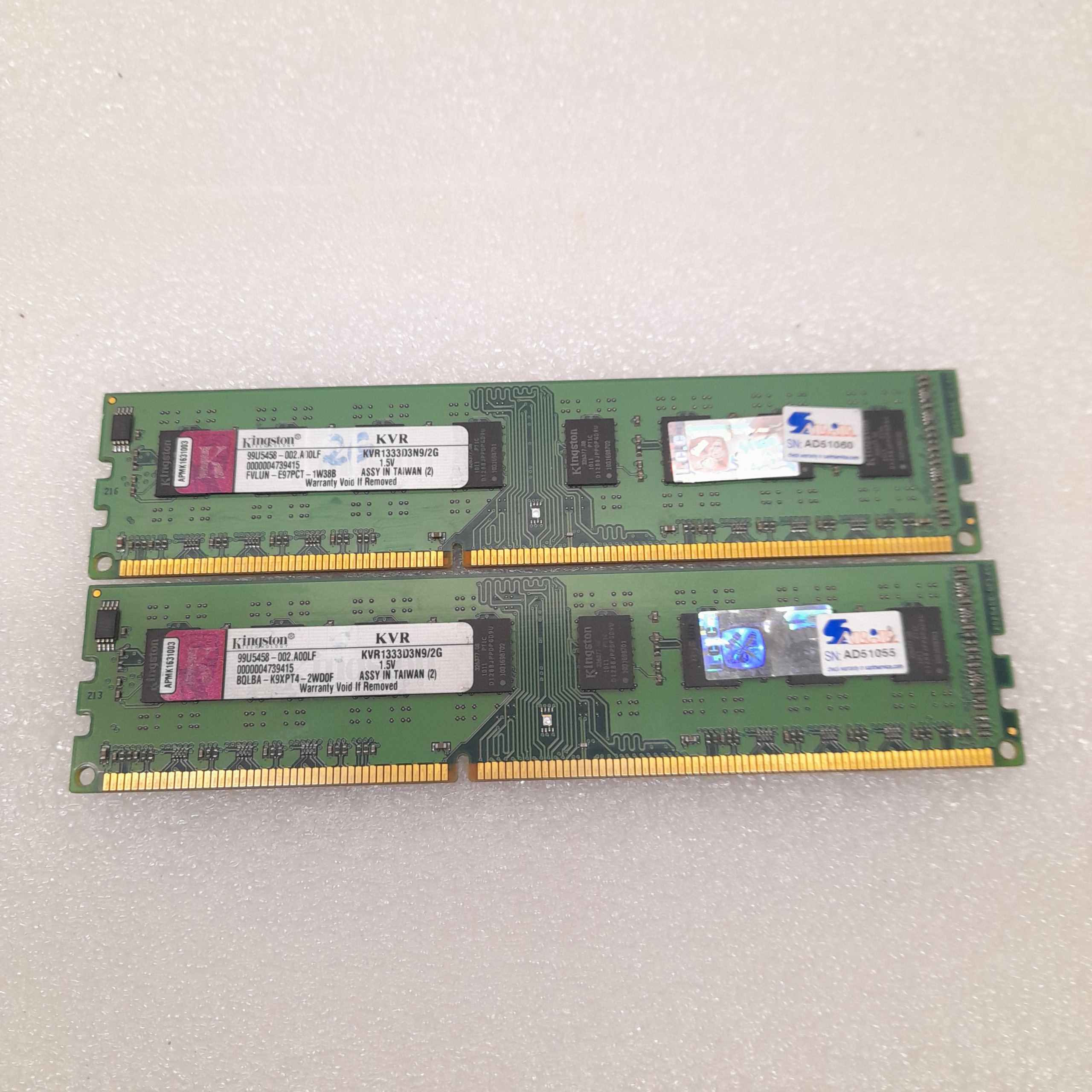 2 تا رم 2 گیگ DDR3 باس1333 اصلی