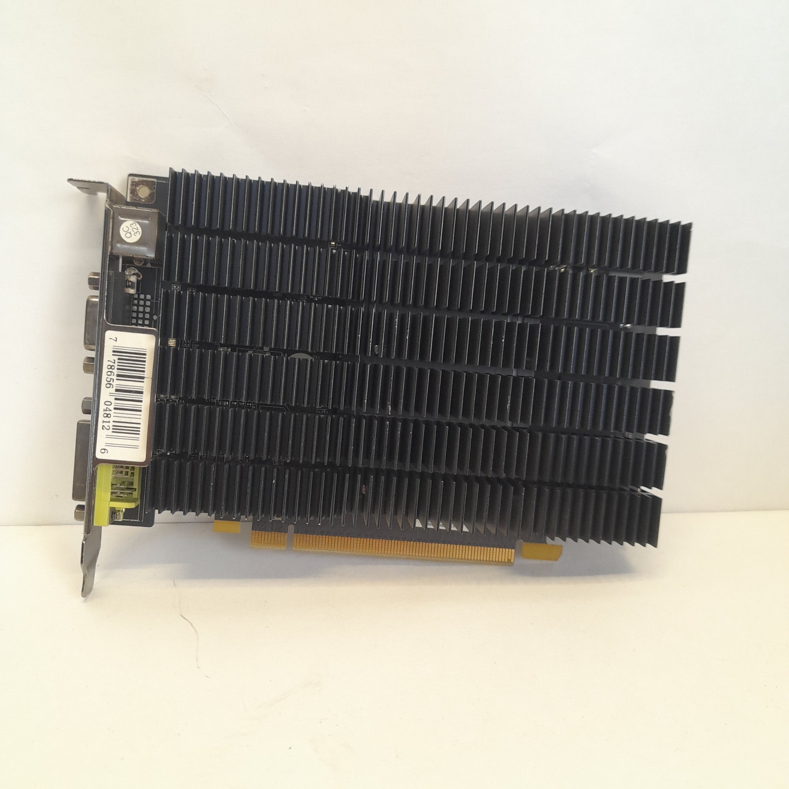 گرافیک 1 گیگ GT9400 XFX 128BIT