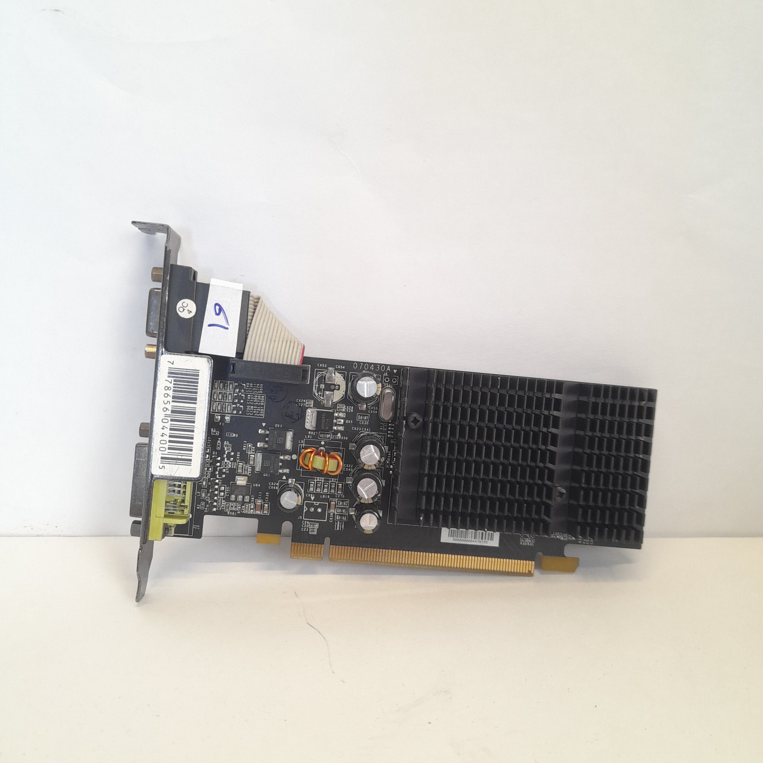 گرافیک 128 مگ XFX