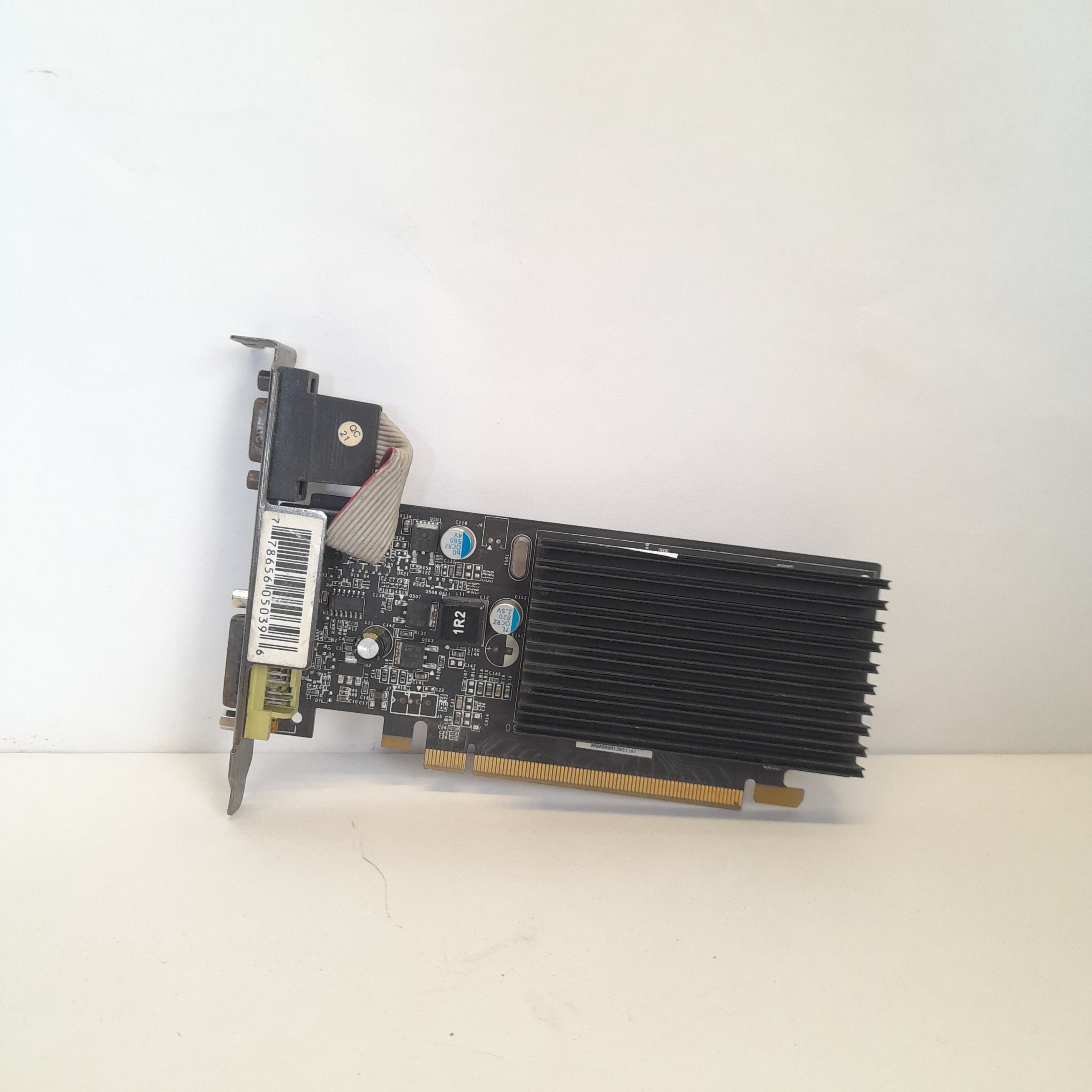 گرافیک 512 مگ 8400GS XFX