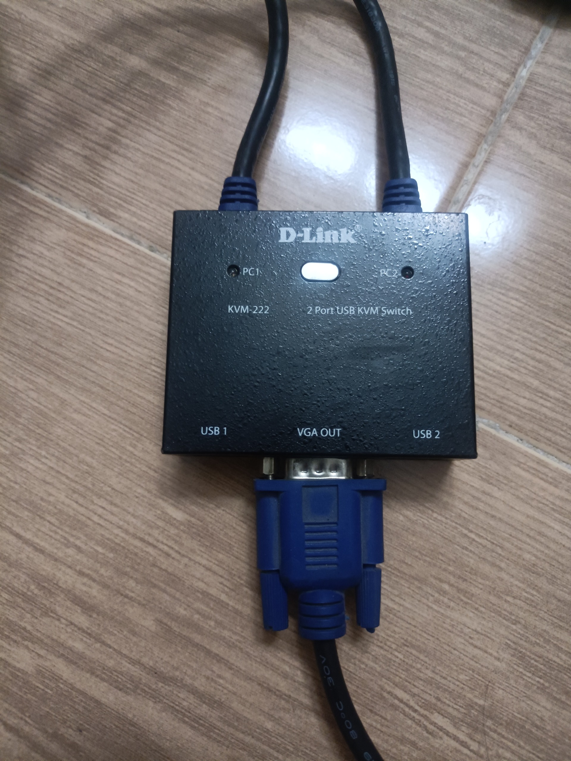 VGA switch D Link 222 KVM سوئیچ 2 پورت