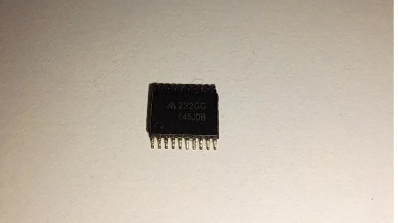 آی سی مبدل رابط سریال 232GG (AZ75232)
