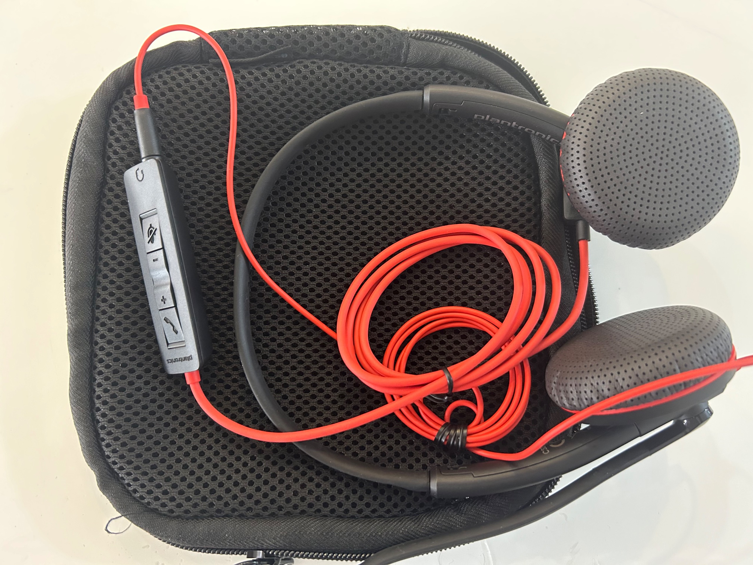هدفون با سیم plantronics