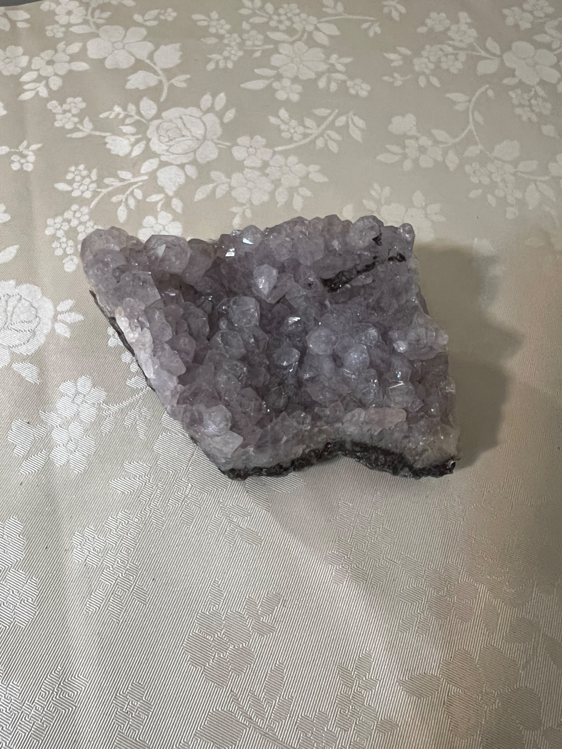 سنگ آمیتیست متوسط