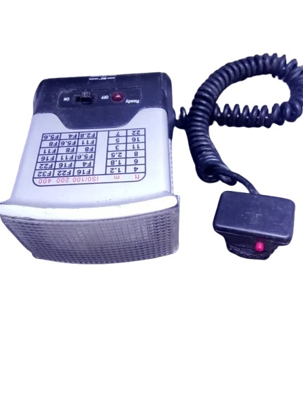 فلاش دوربین عکاسی