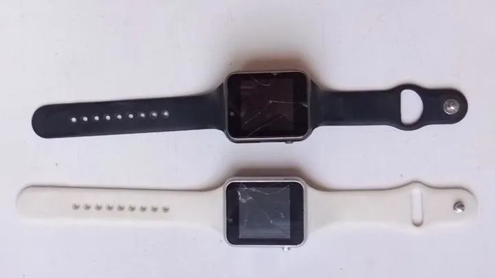 دو عدد اسمارت واچ معیوب