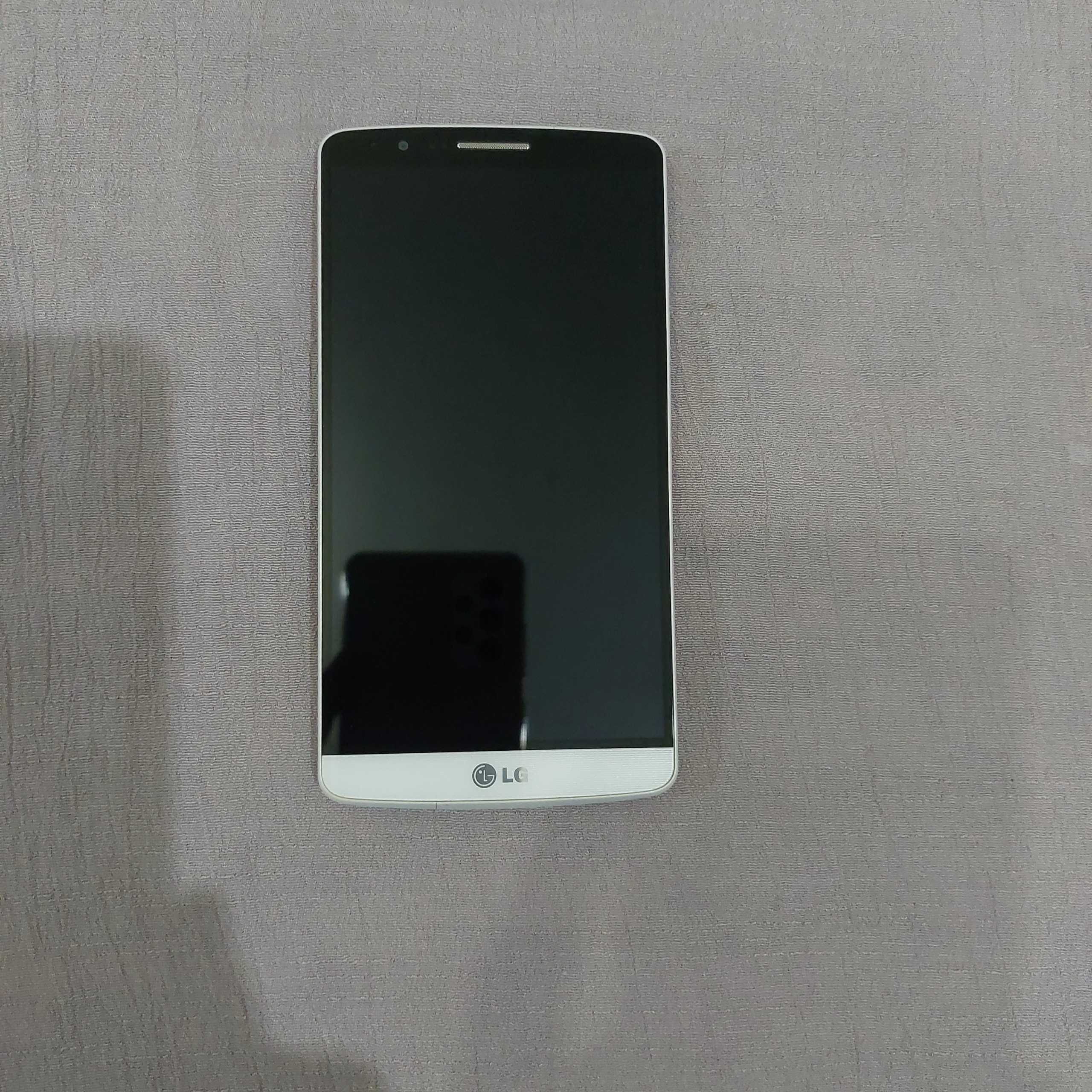 Lcd lg g3  تمیز