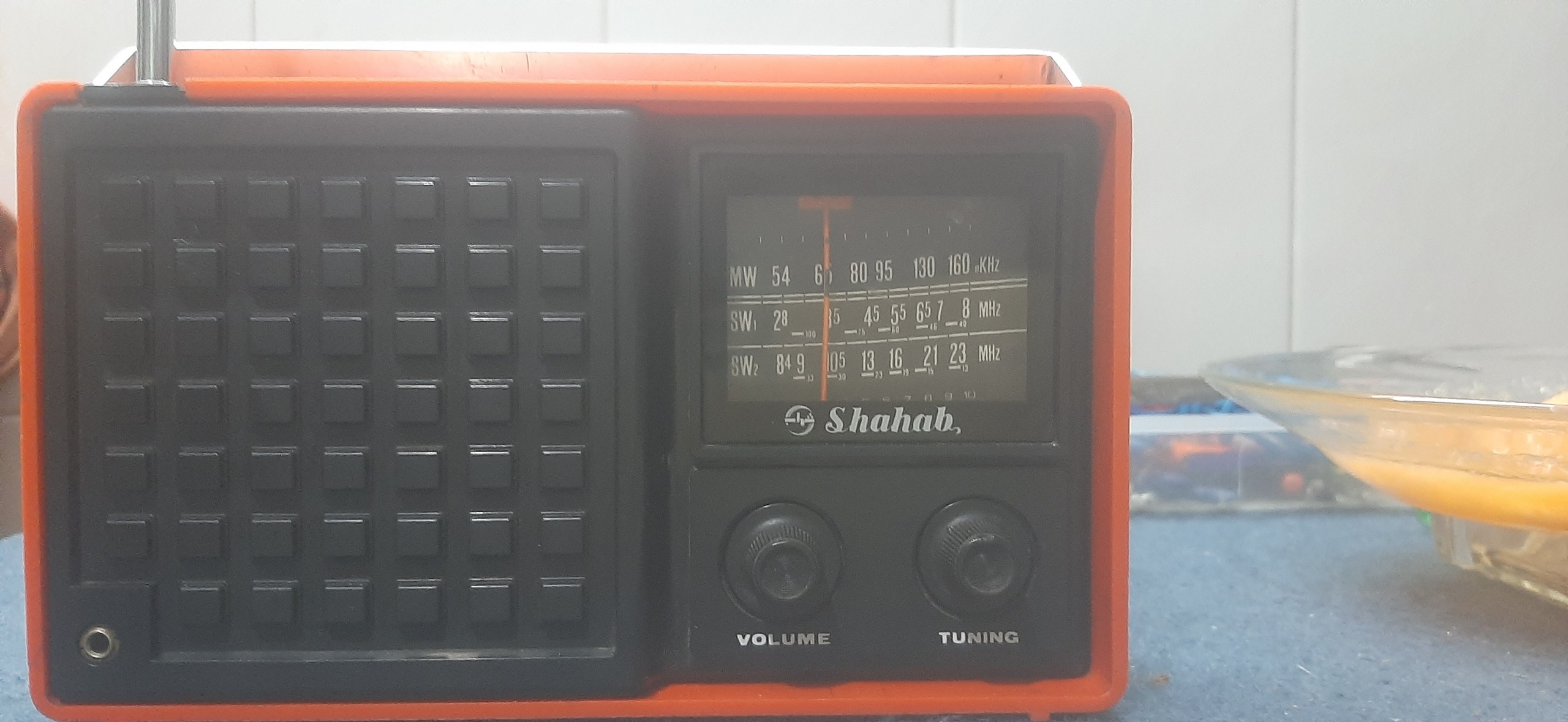 رادیو قدیمی دو موج